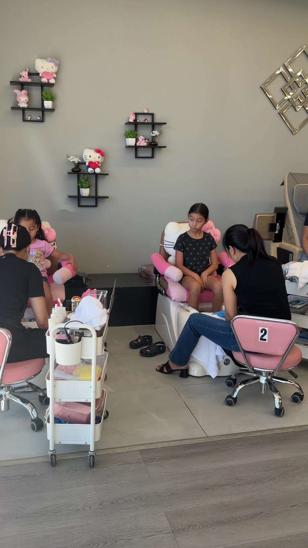 @Perfect10Nailspa