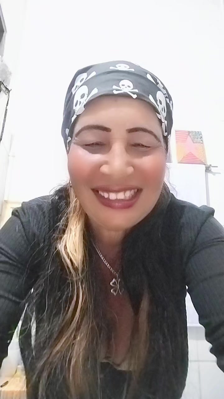 @user76210427259