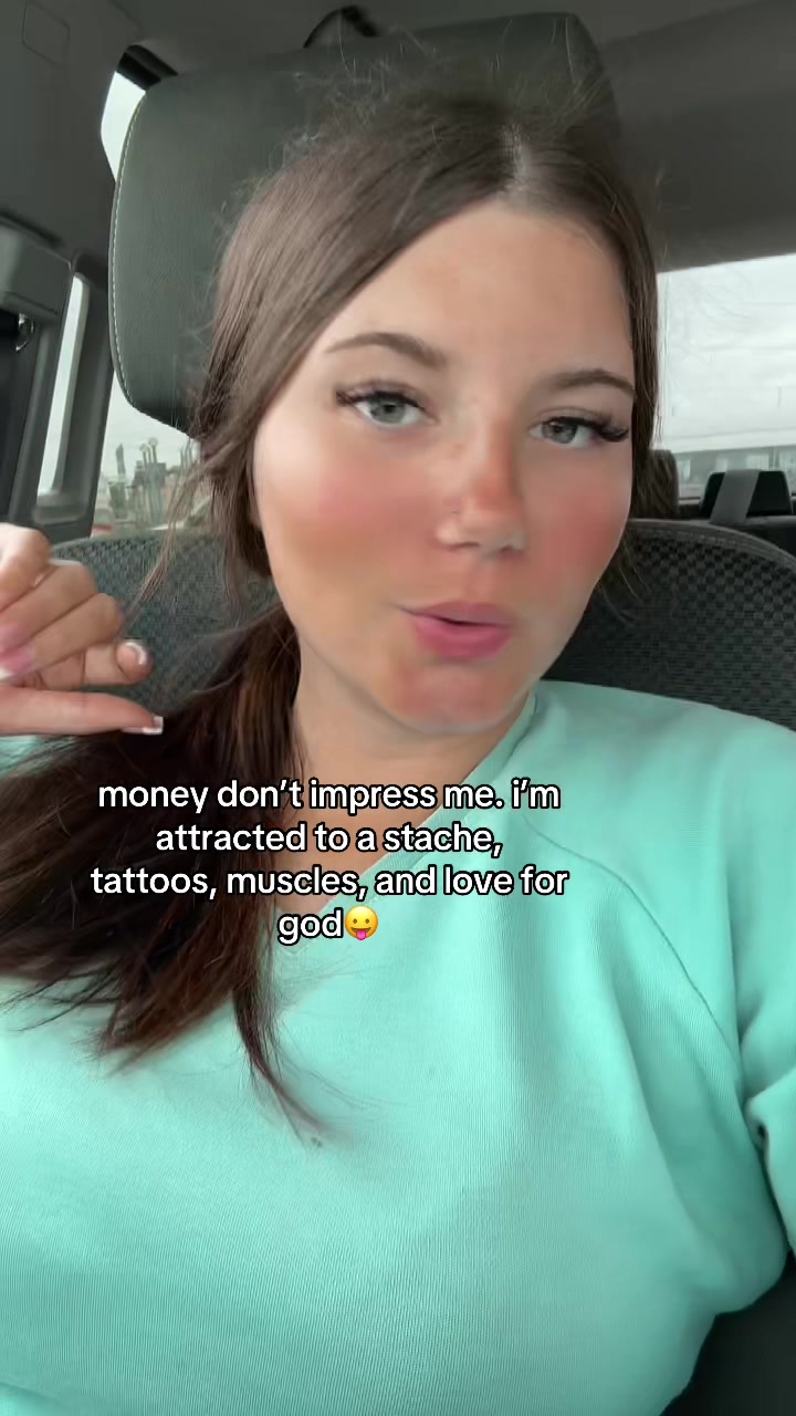 @Gabby🦆🖤‼️..