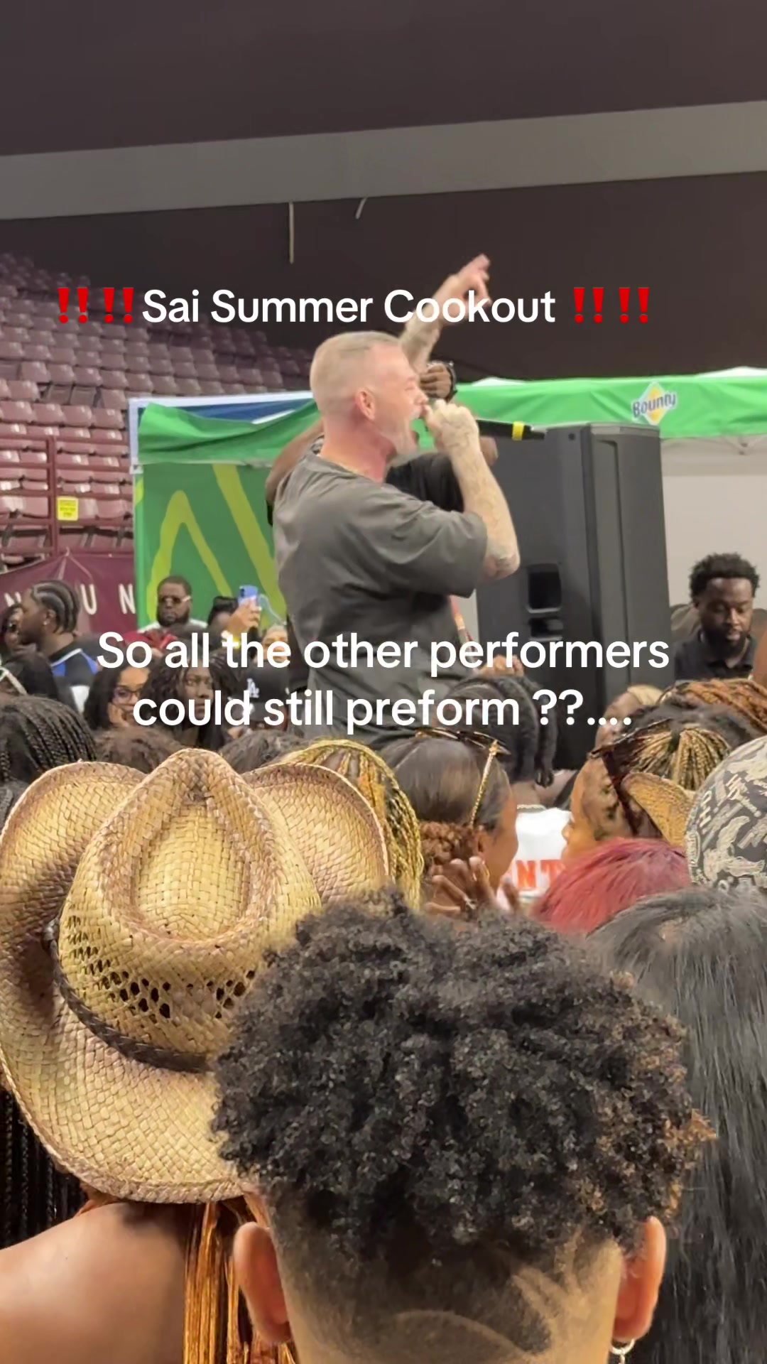@thebookedballer