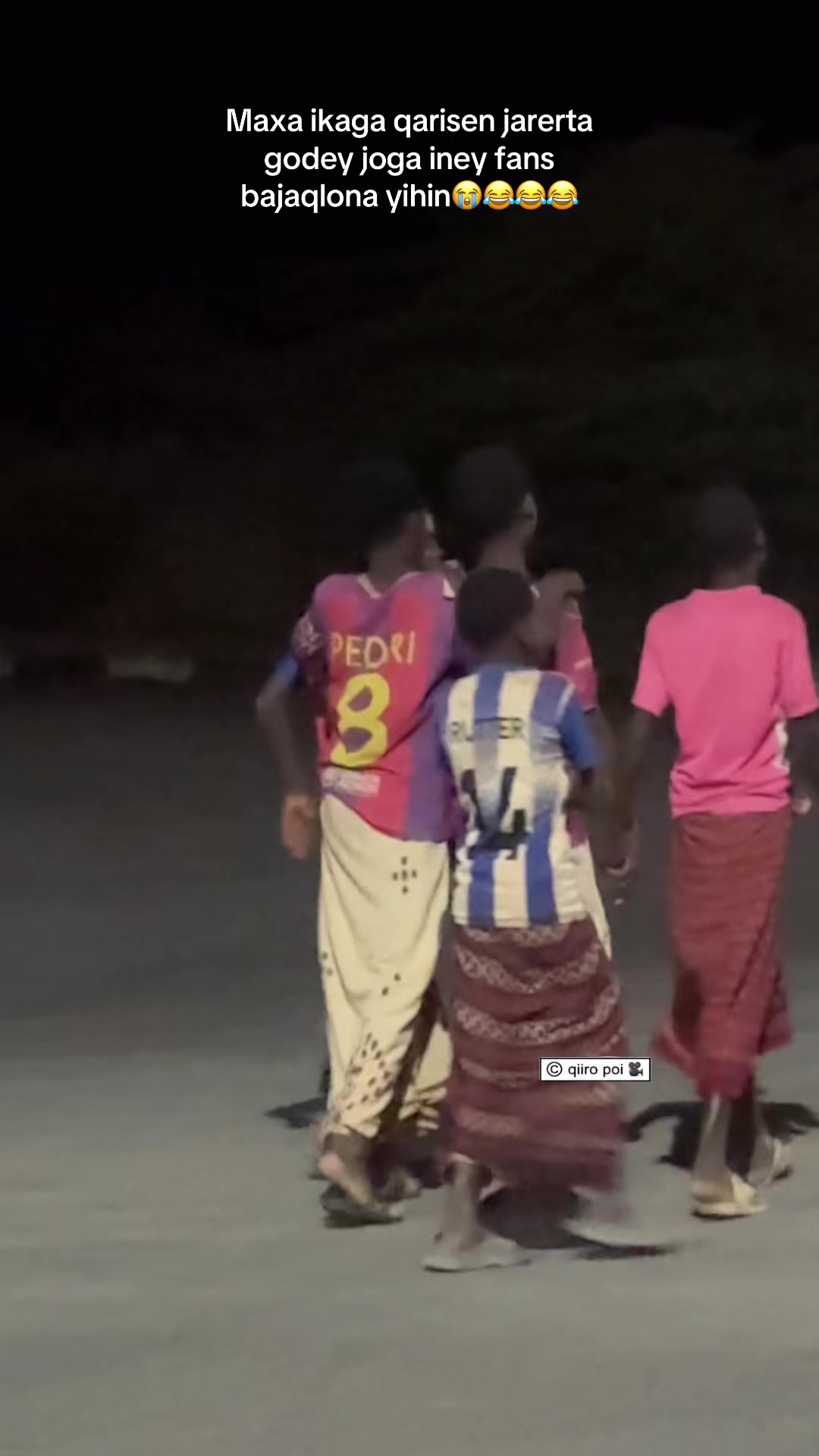 @Qiiro poi🇸🇴🐐