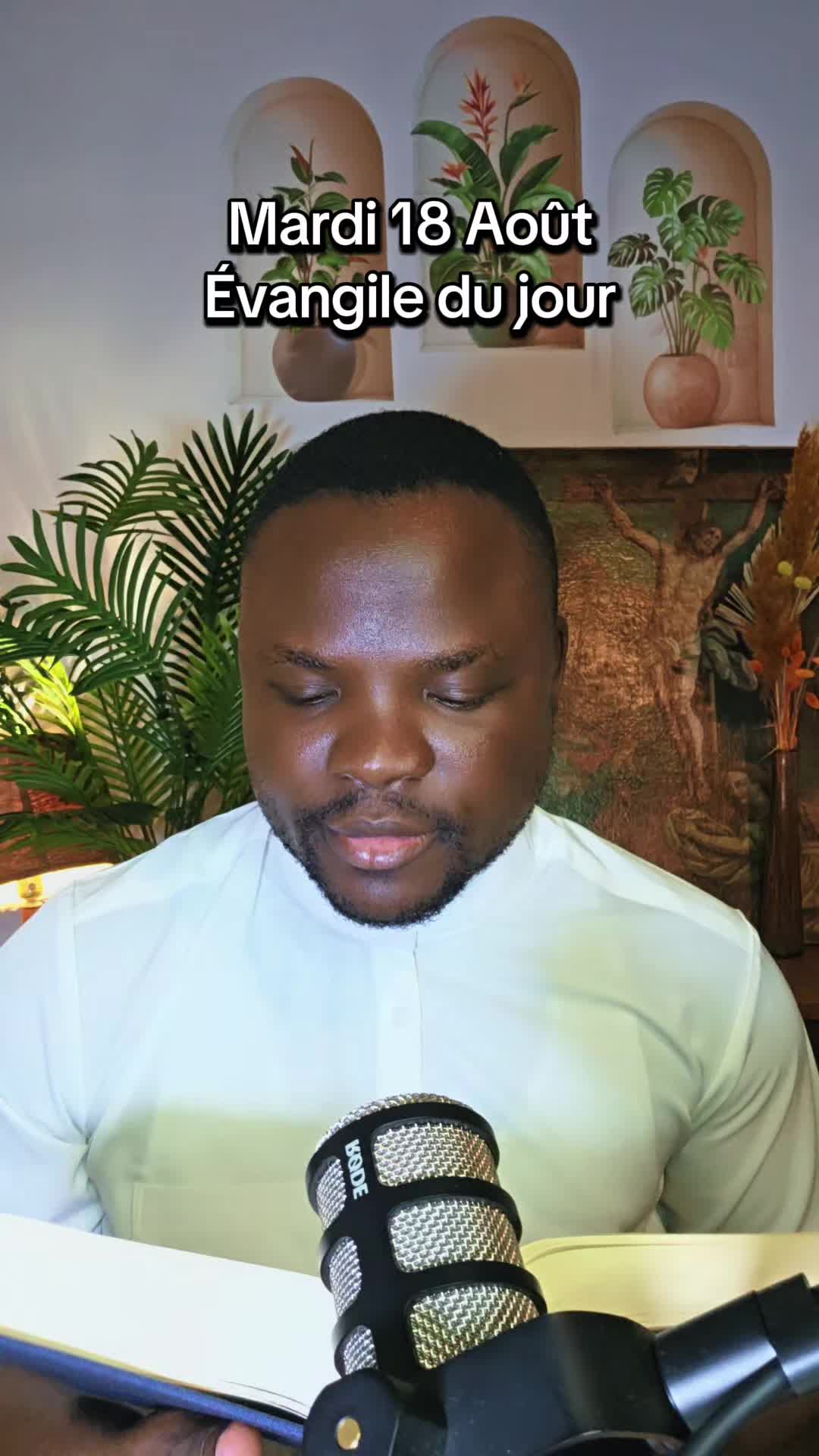 @Padre Pr&eacute;cieux 🇨🇵🇻🇦
