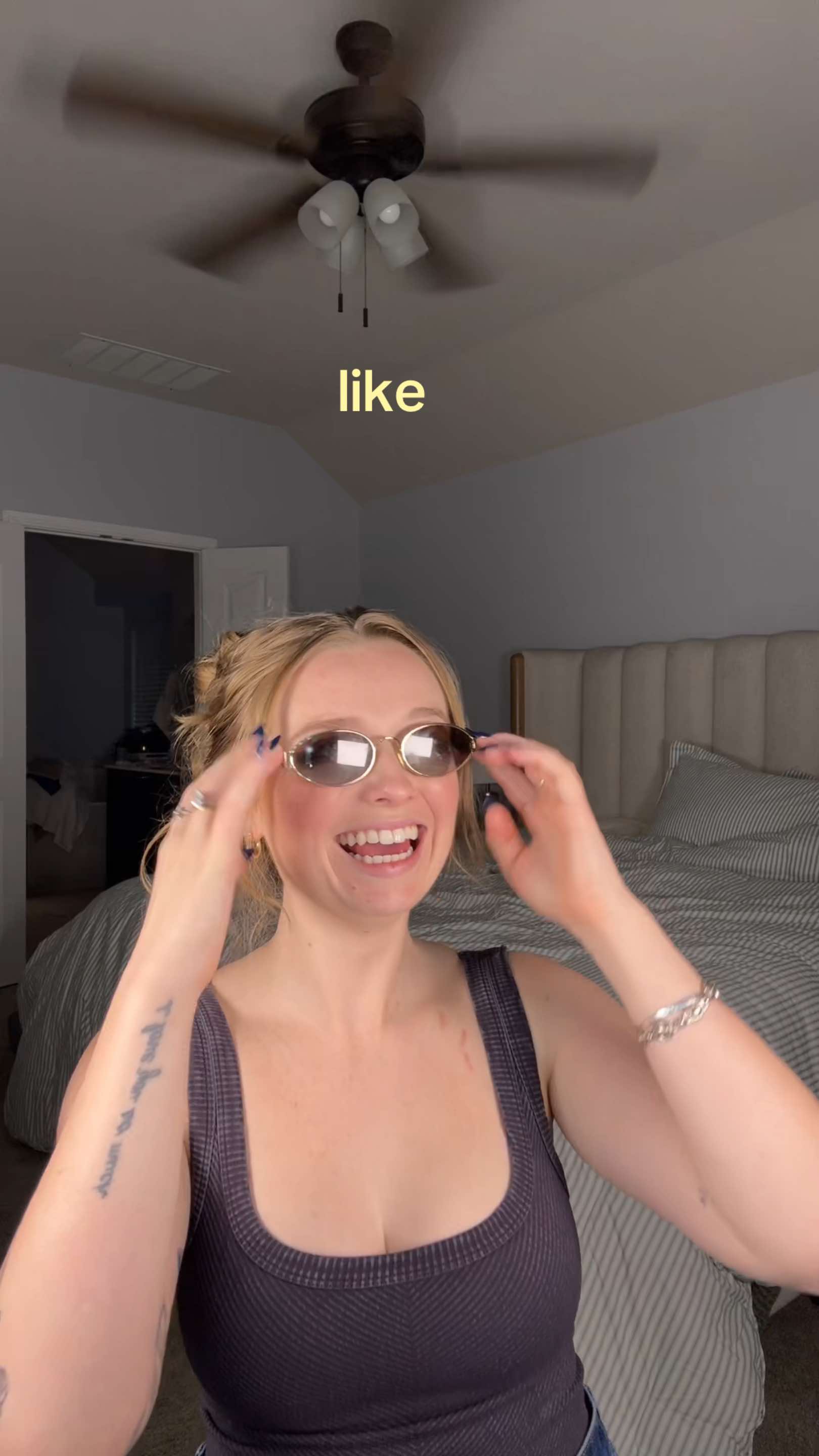 @hellomiwa