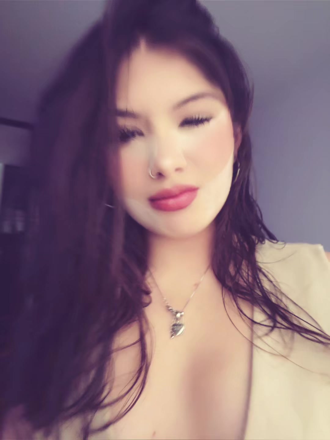 @888