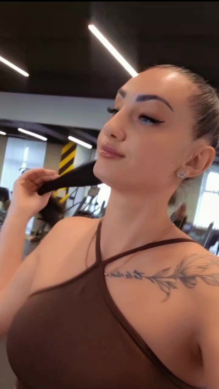 @Lesea🦂👑🦂