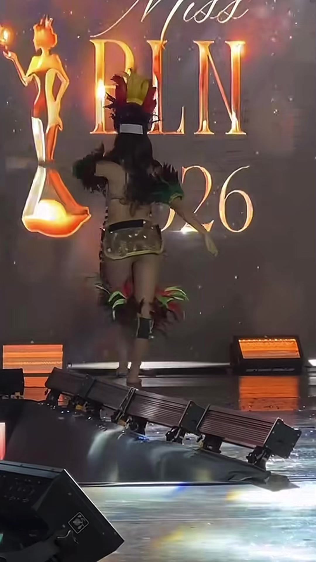 @Manuvnzl