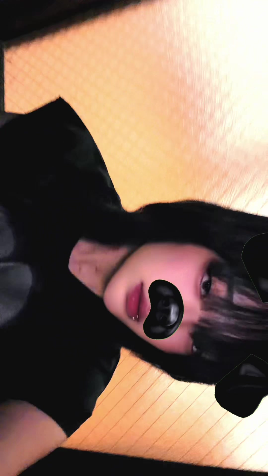 @クロ