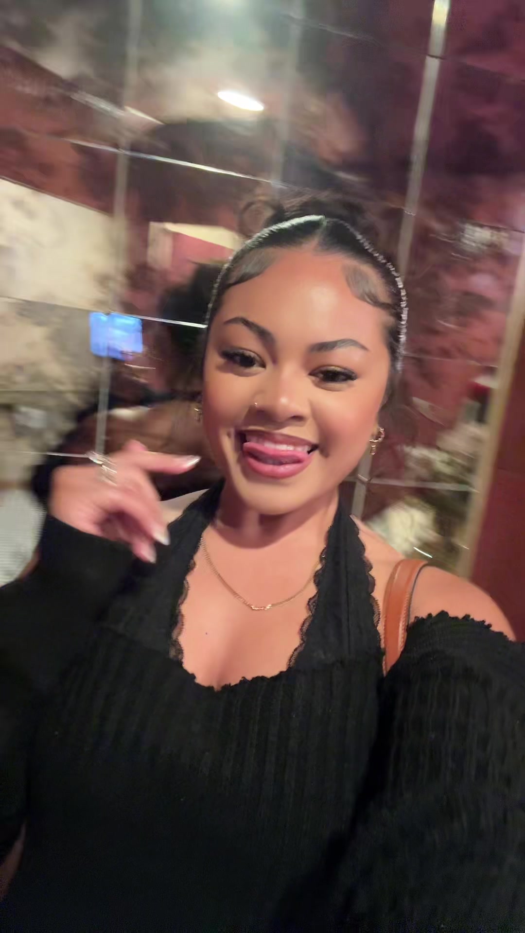 @polyasia