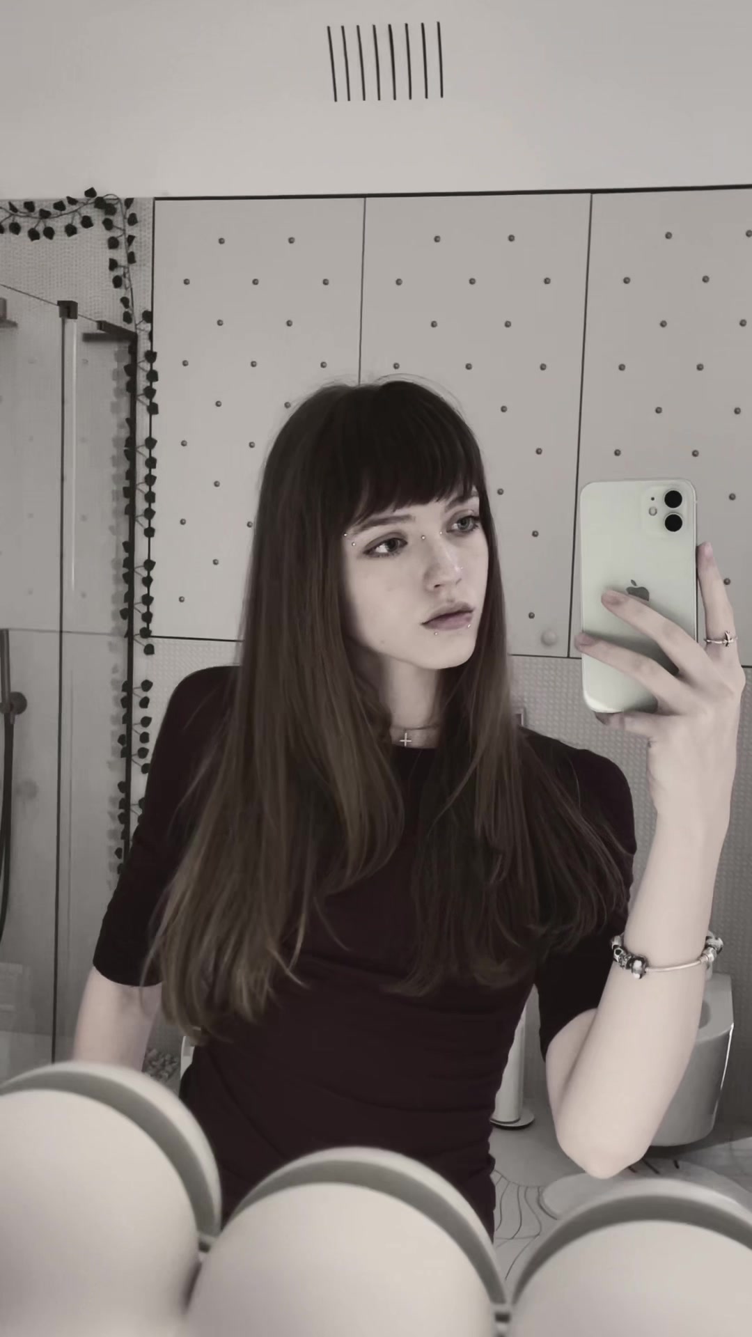 @ℳ𝒶𝓇𝒾𝒶_ℬ𝓊𝓏𝓏