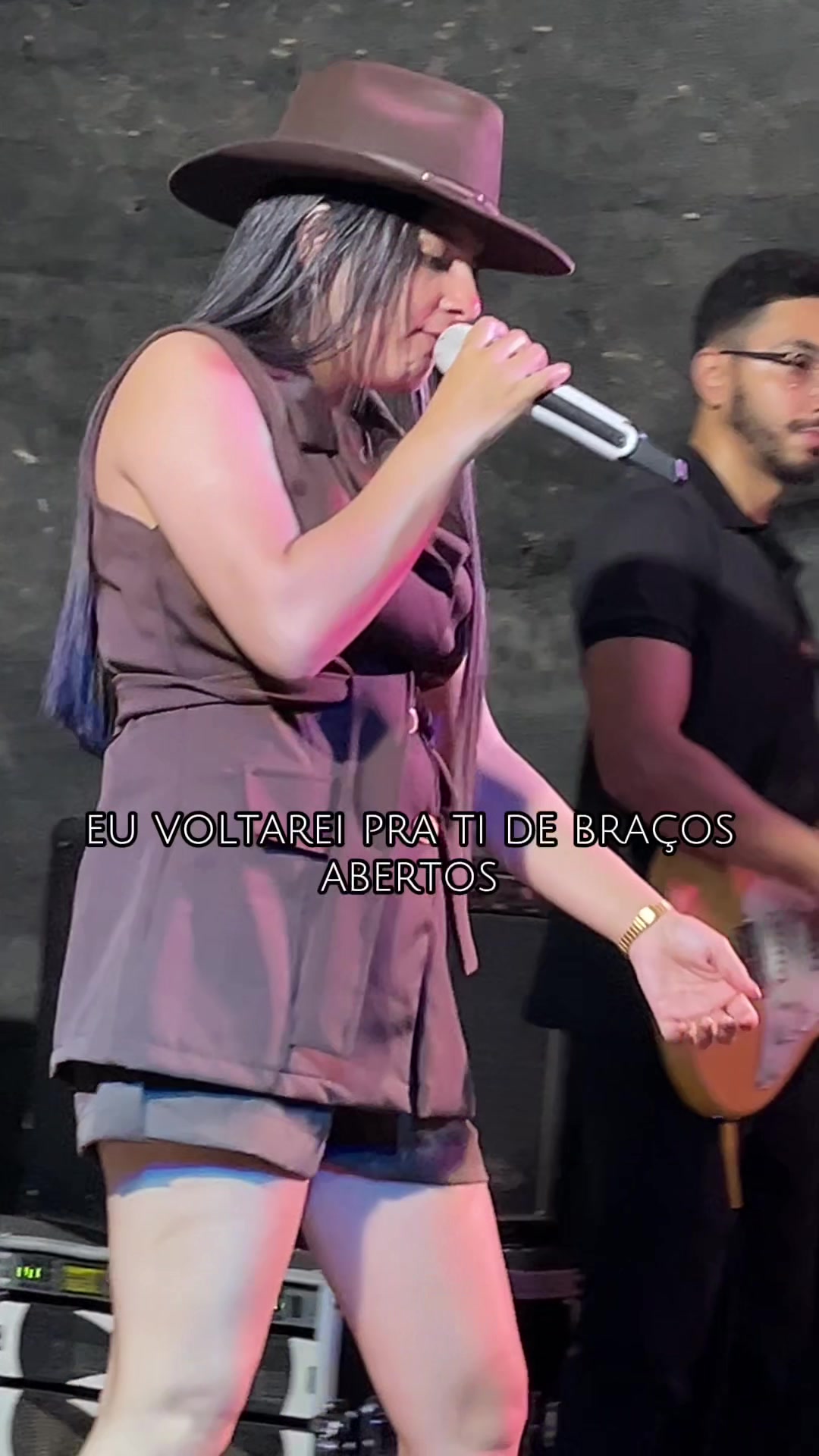 @Tatyanny Oliveira