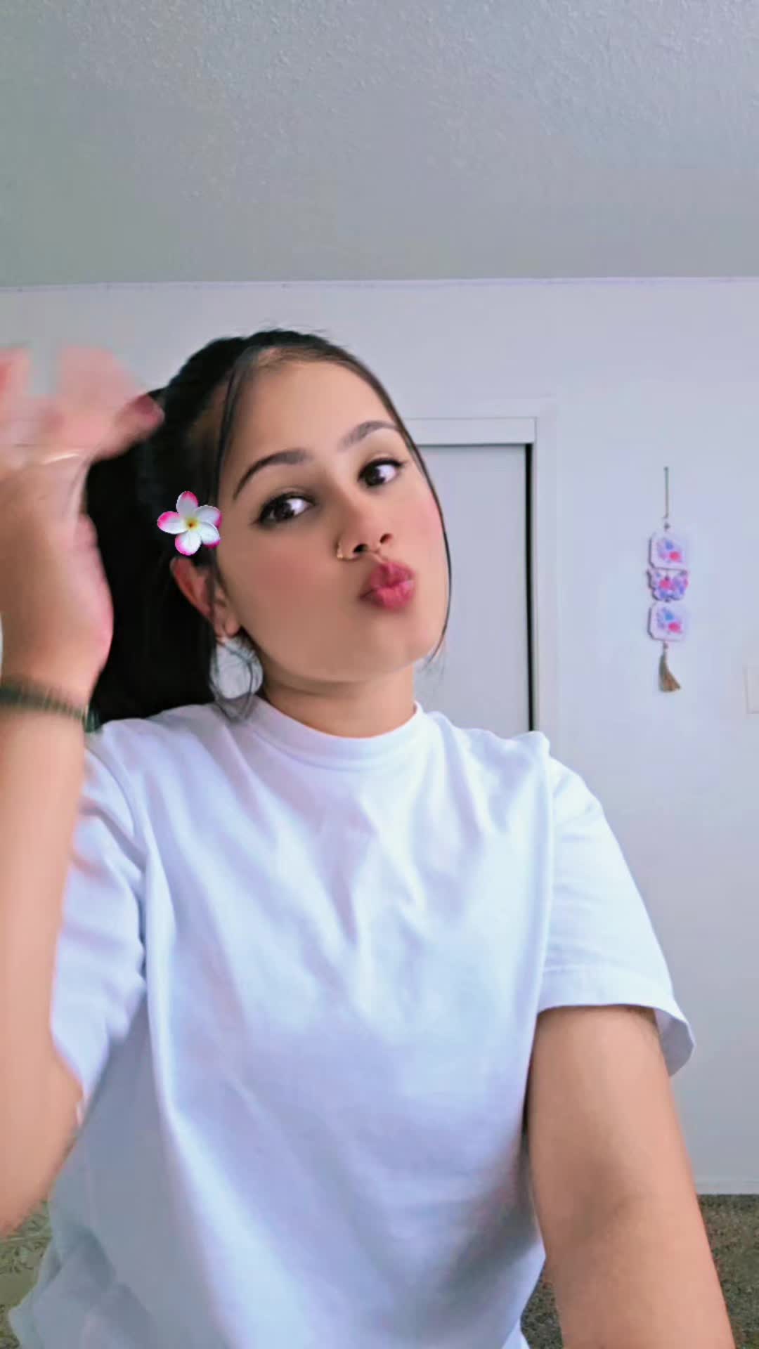 @shavneeta