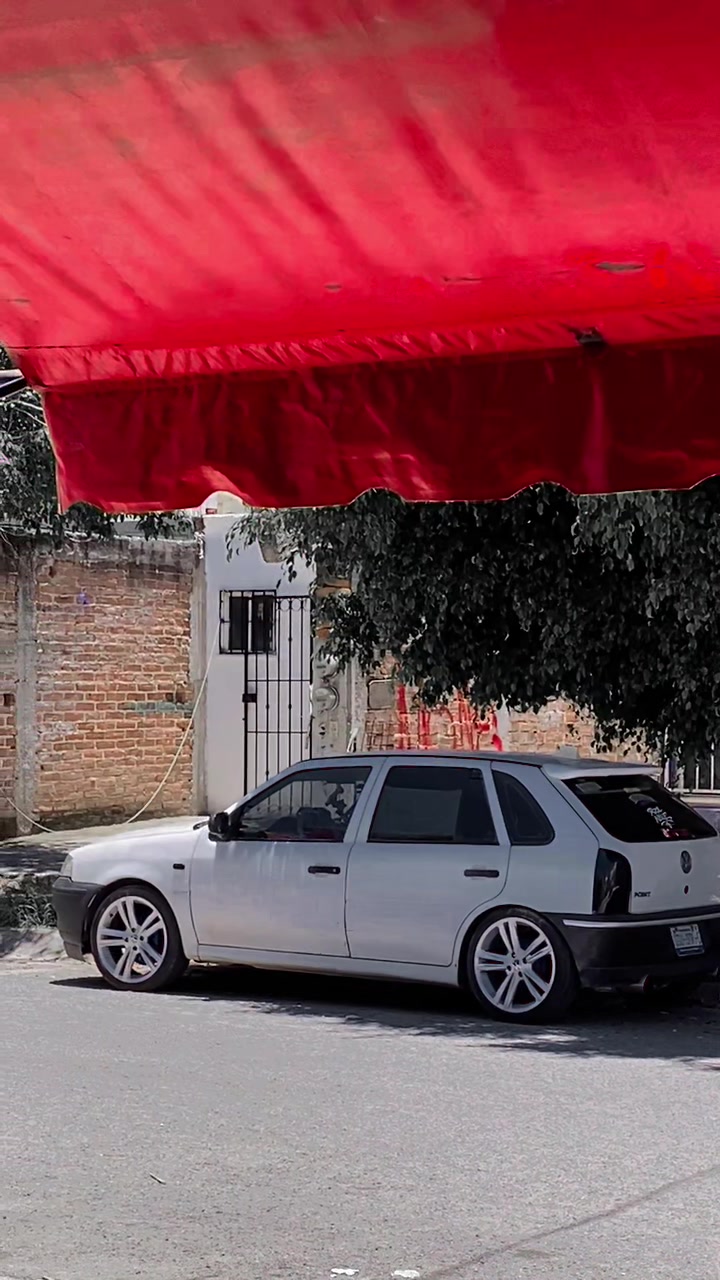 @Chuy 477🔰