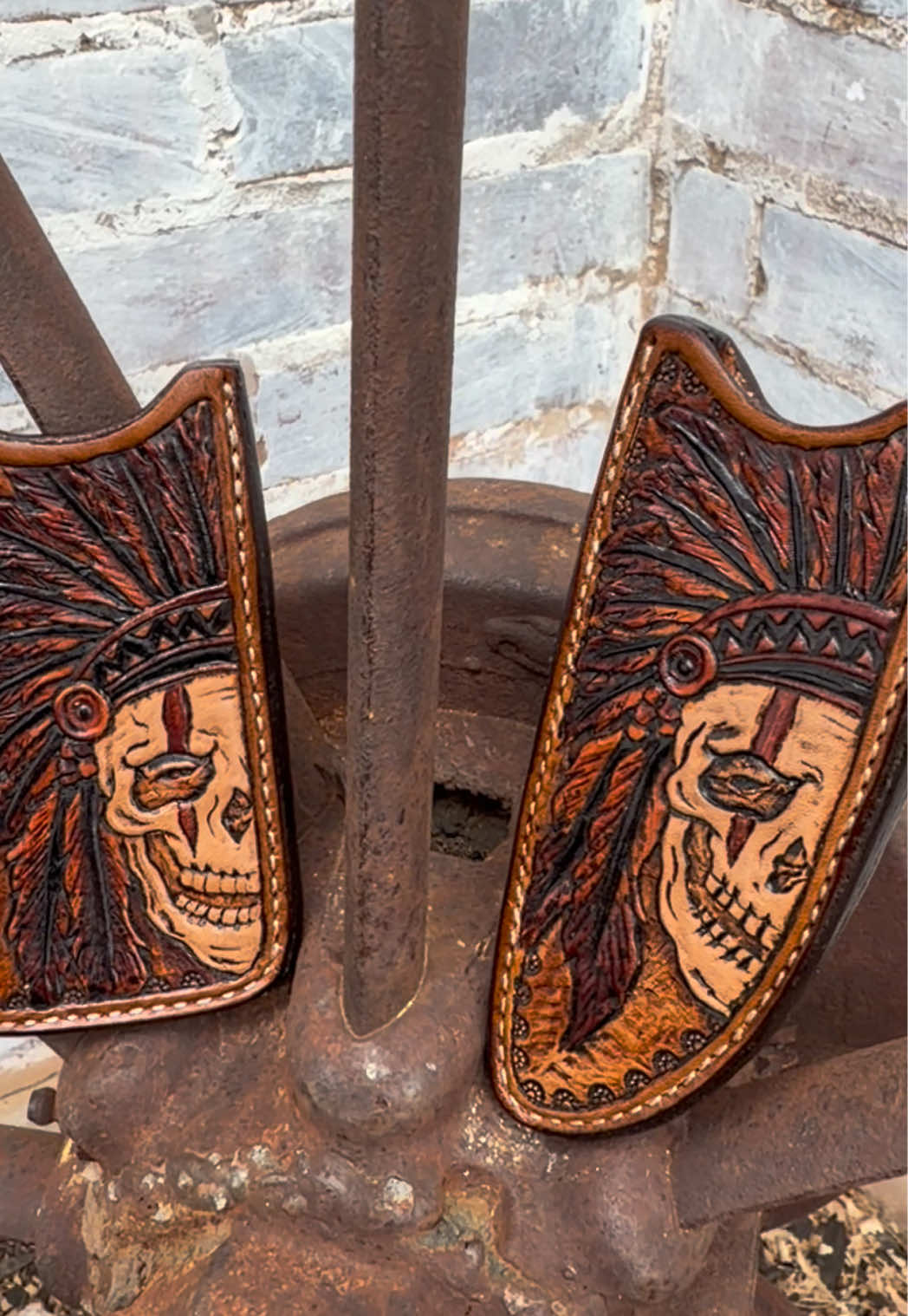 @mackeleatherworks