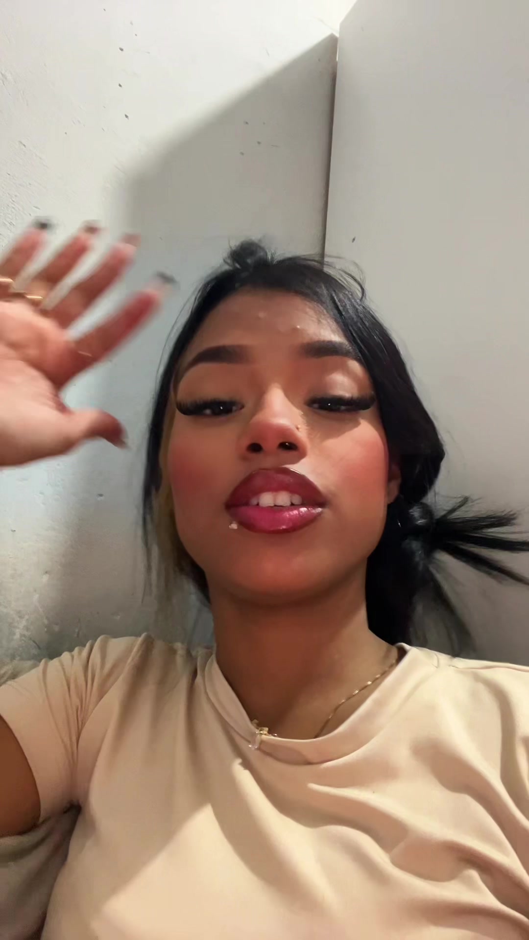 @Gabriela