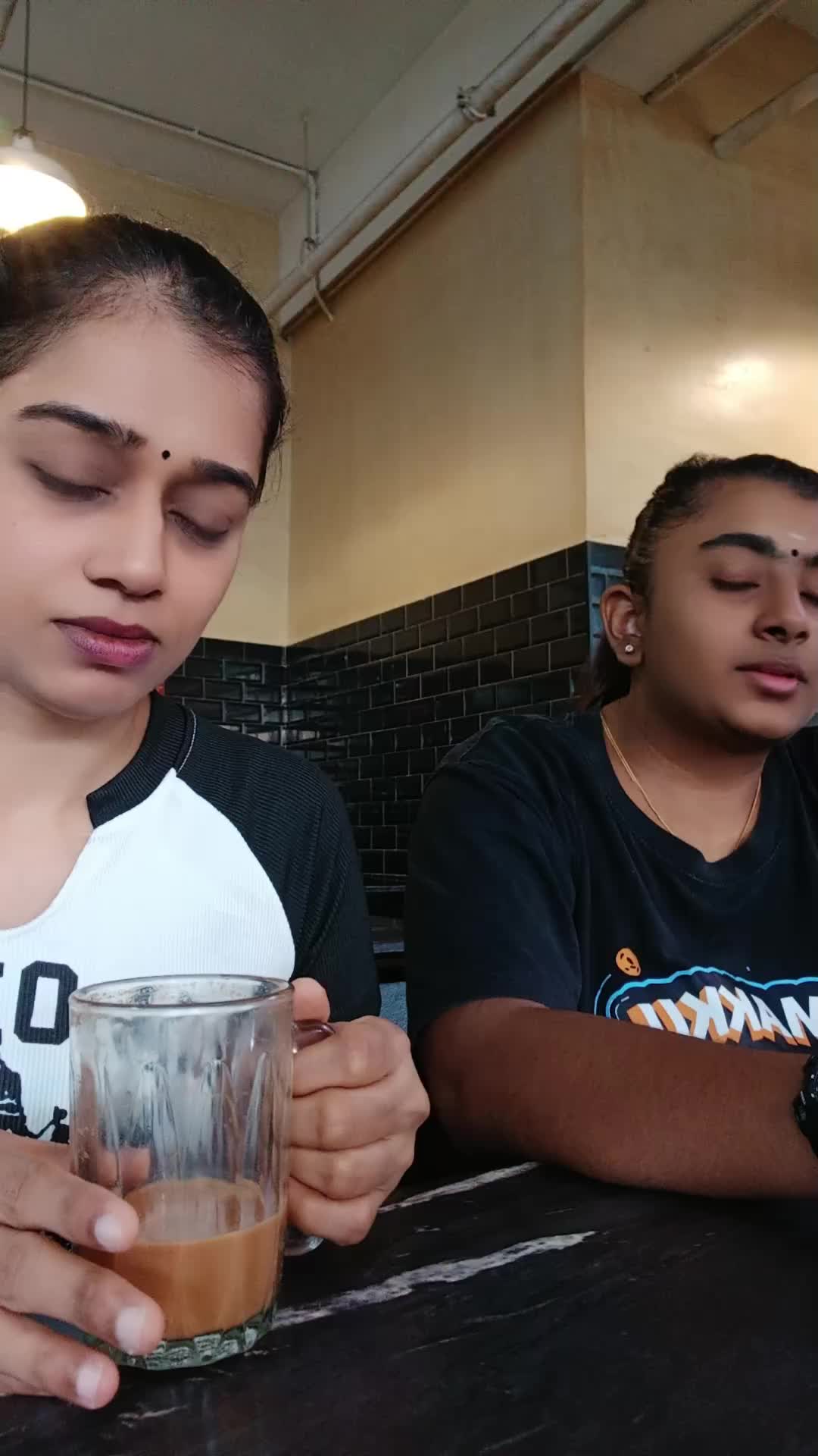 @Khaveenissha/Ur Bnz Strategist