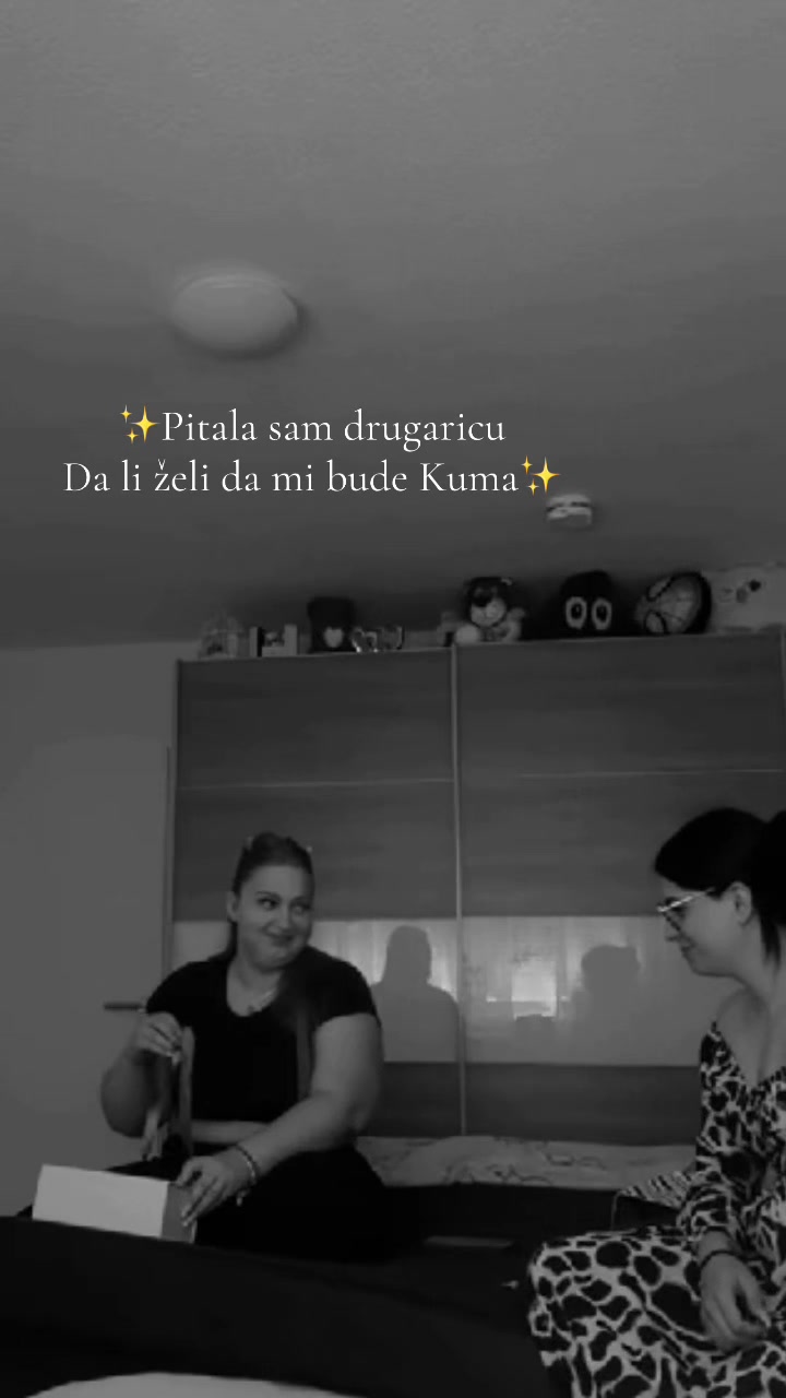 @Милица🎀