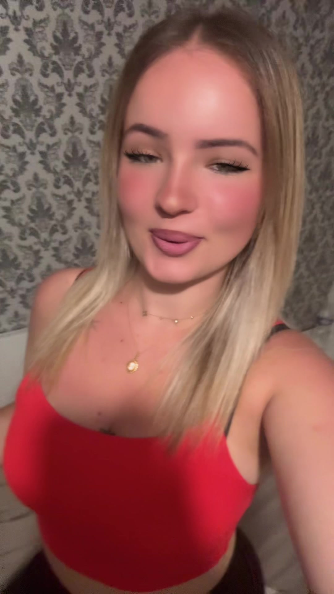 @oupsi_.2