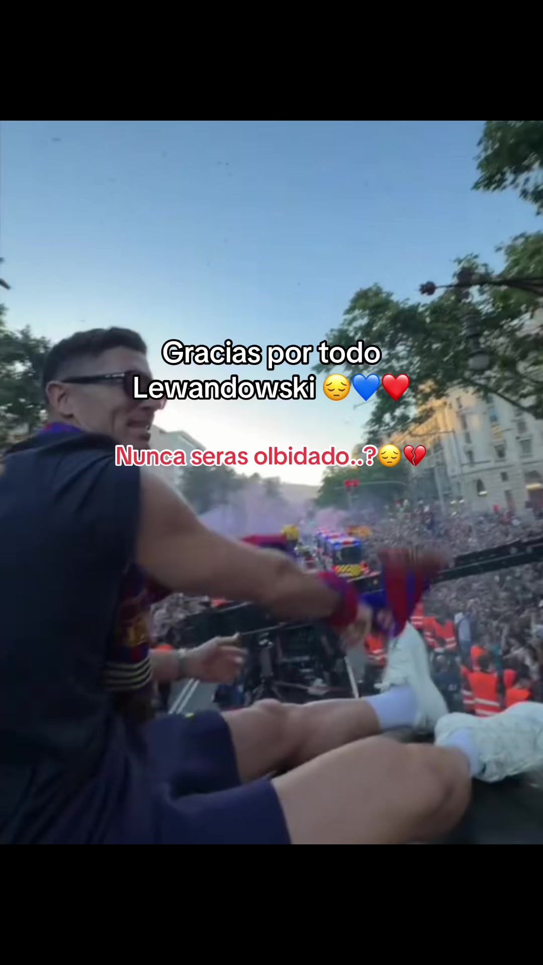@velacule💙❤️
