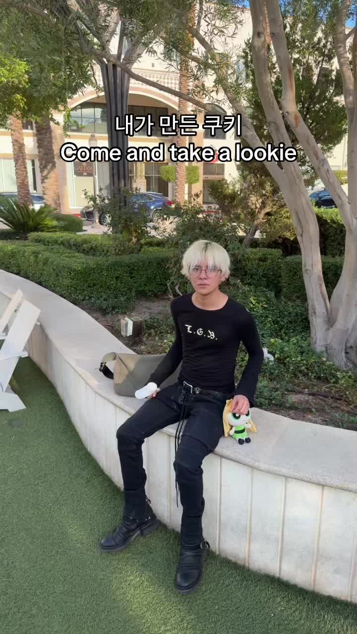 @AlexYanat