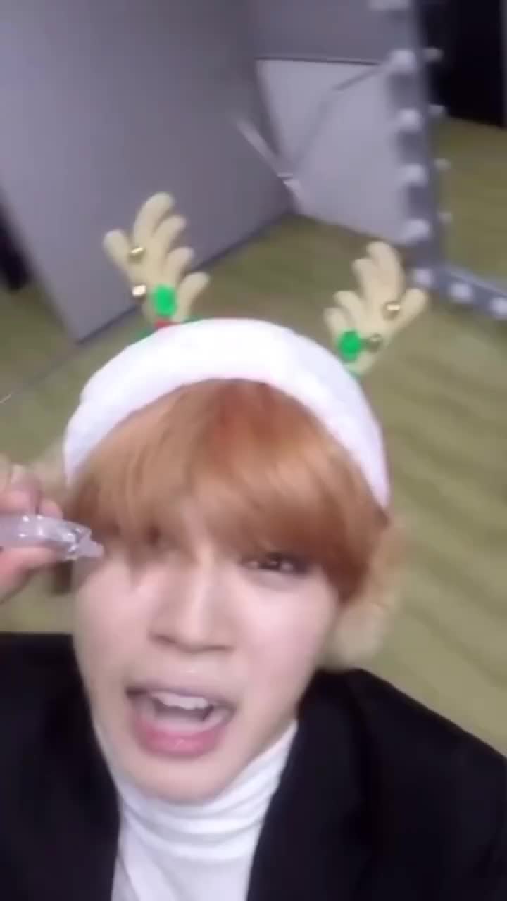 @monlvr⁷