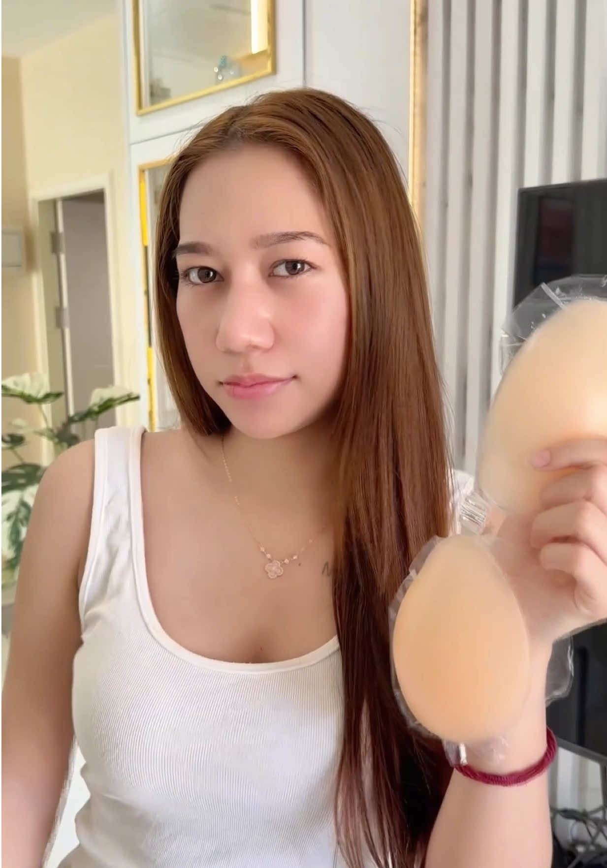 @แนนโน๊ะ วราภรณ์