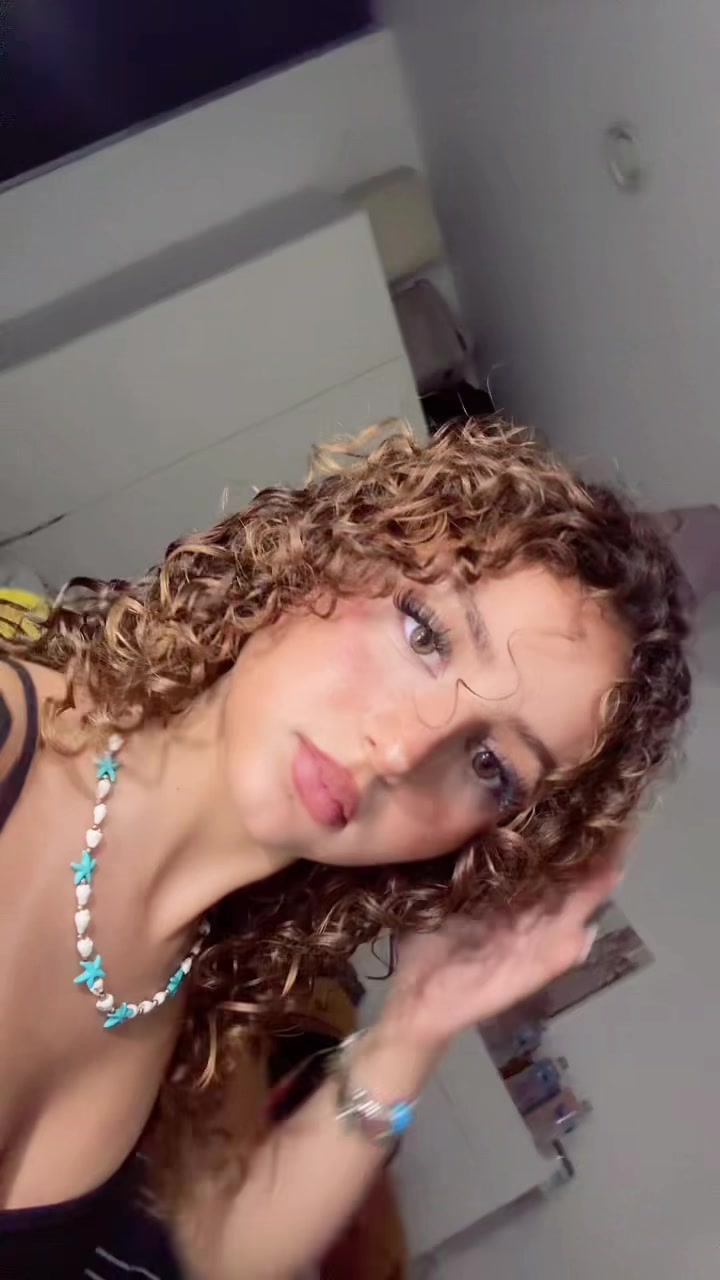 @roja