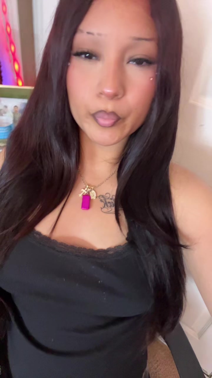 @𝕸𝖎𝖈𝖍𝖊𝖑𝖑𝖊