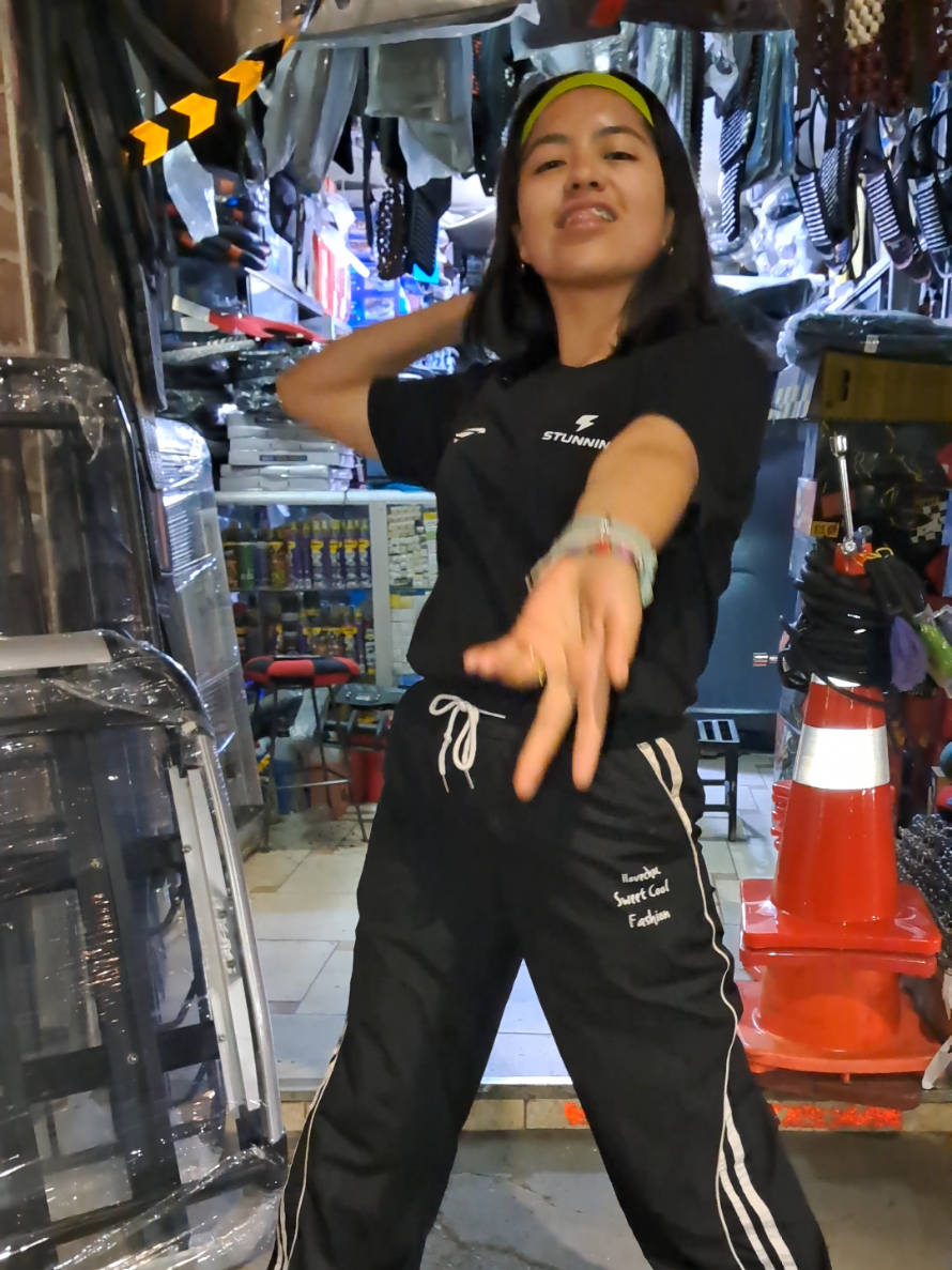 @Laura Pineda