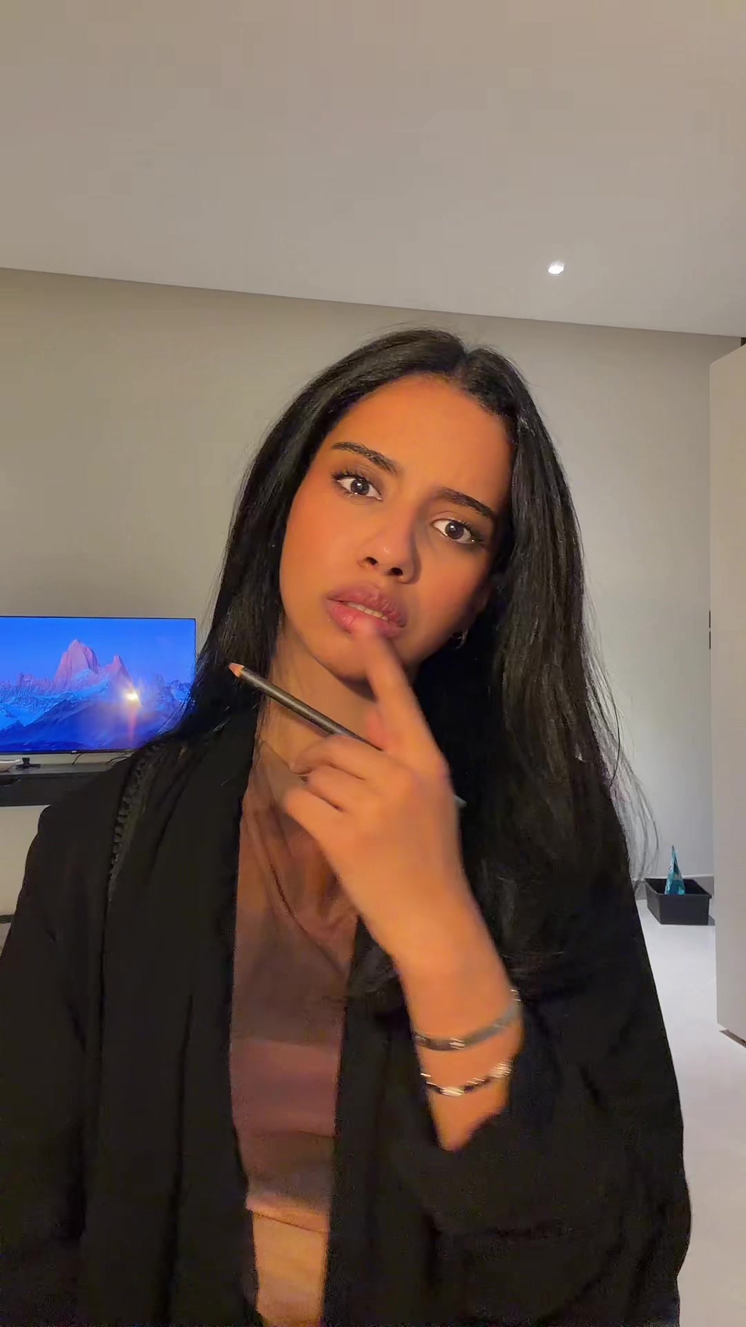 @Mnera
