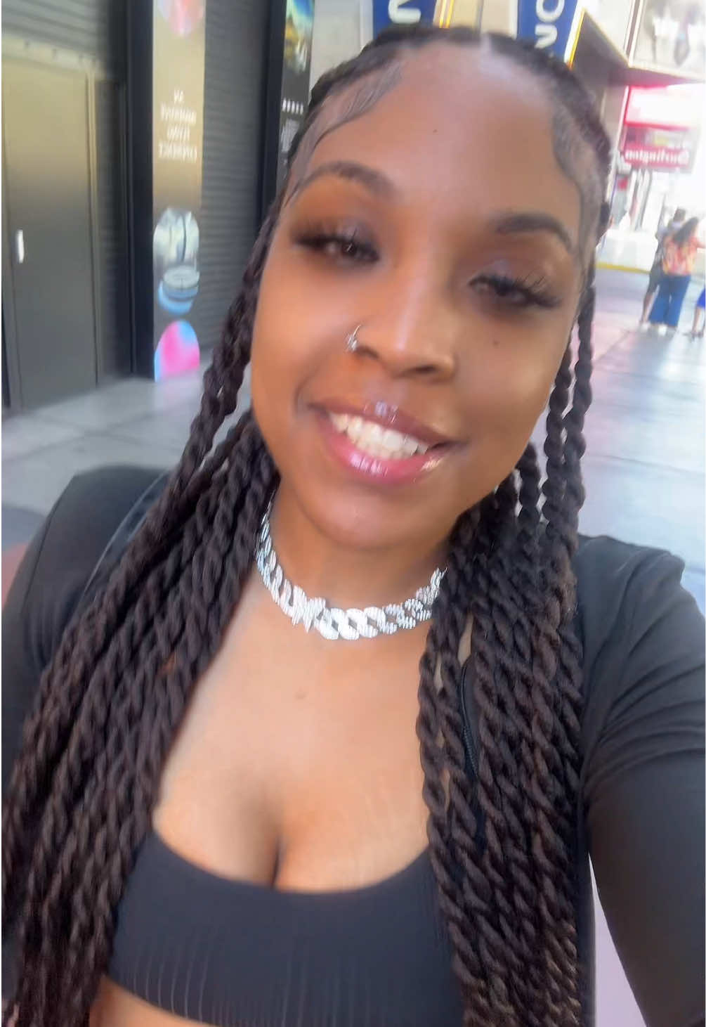 @Dessisweetie👑🦋
