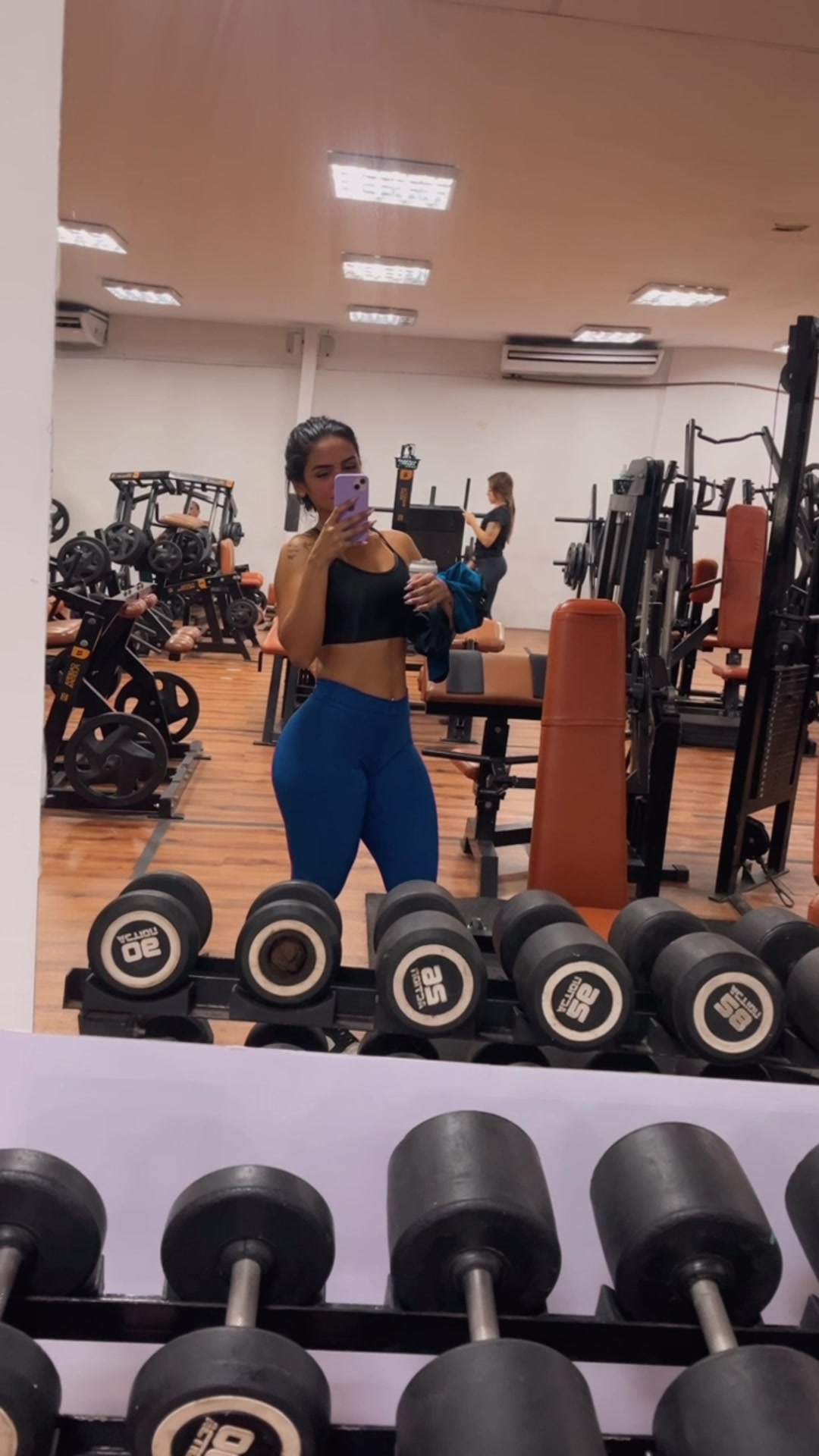 @Karina 🌻