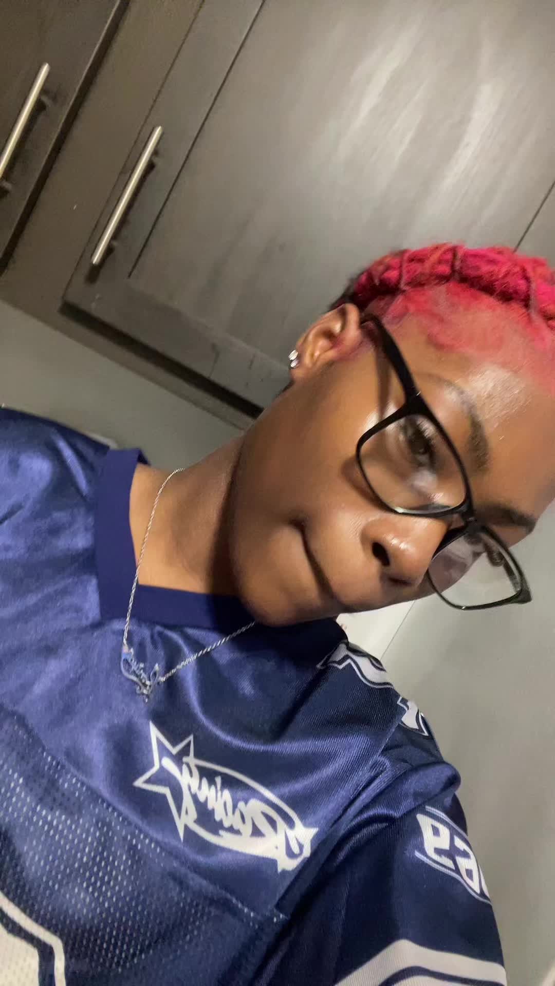 @_niyalatrice