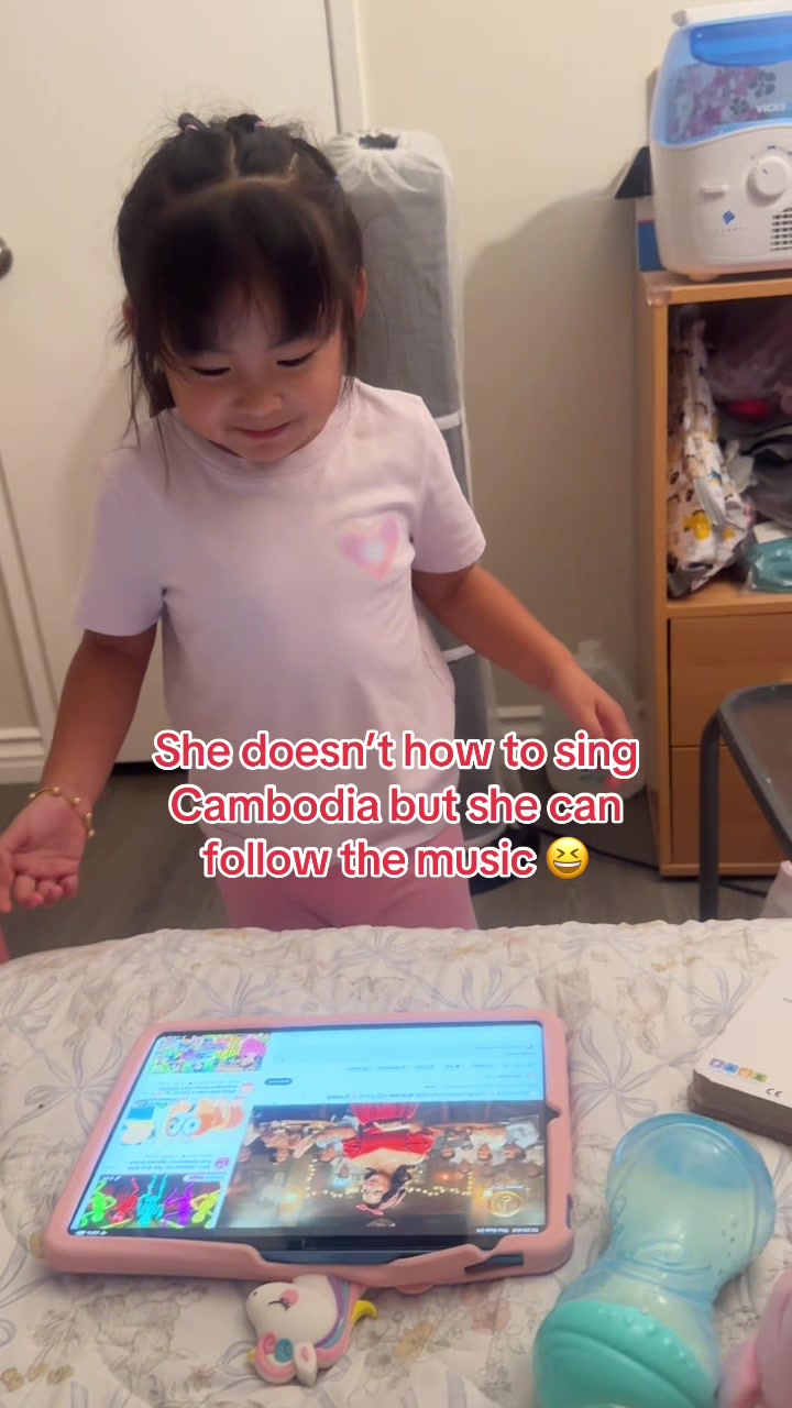 @Ellen Ellie 🇺🇸🇰🇭