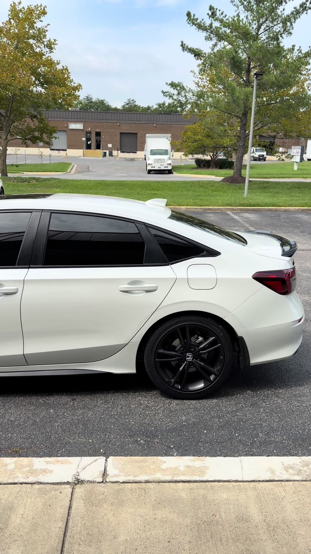 @Shadedarker_windowtinting