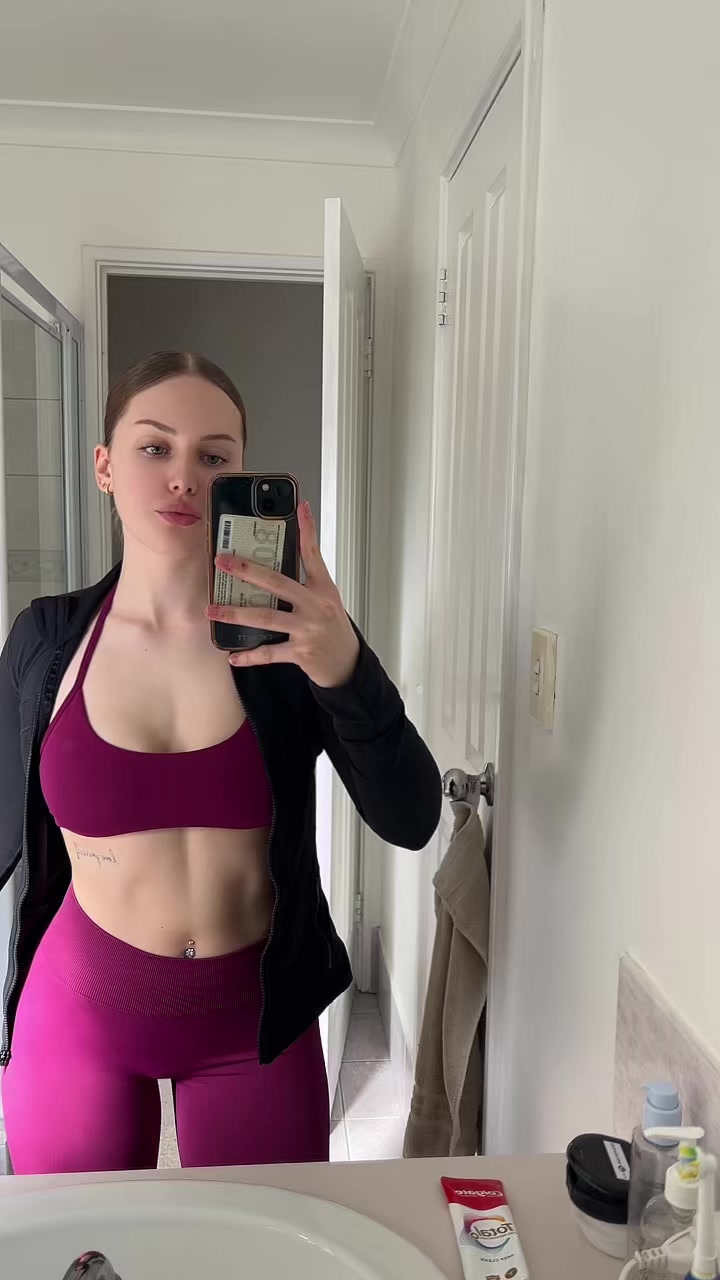 @sophieemorriss