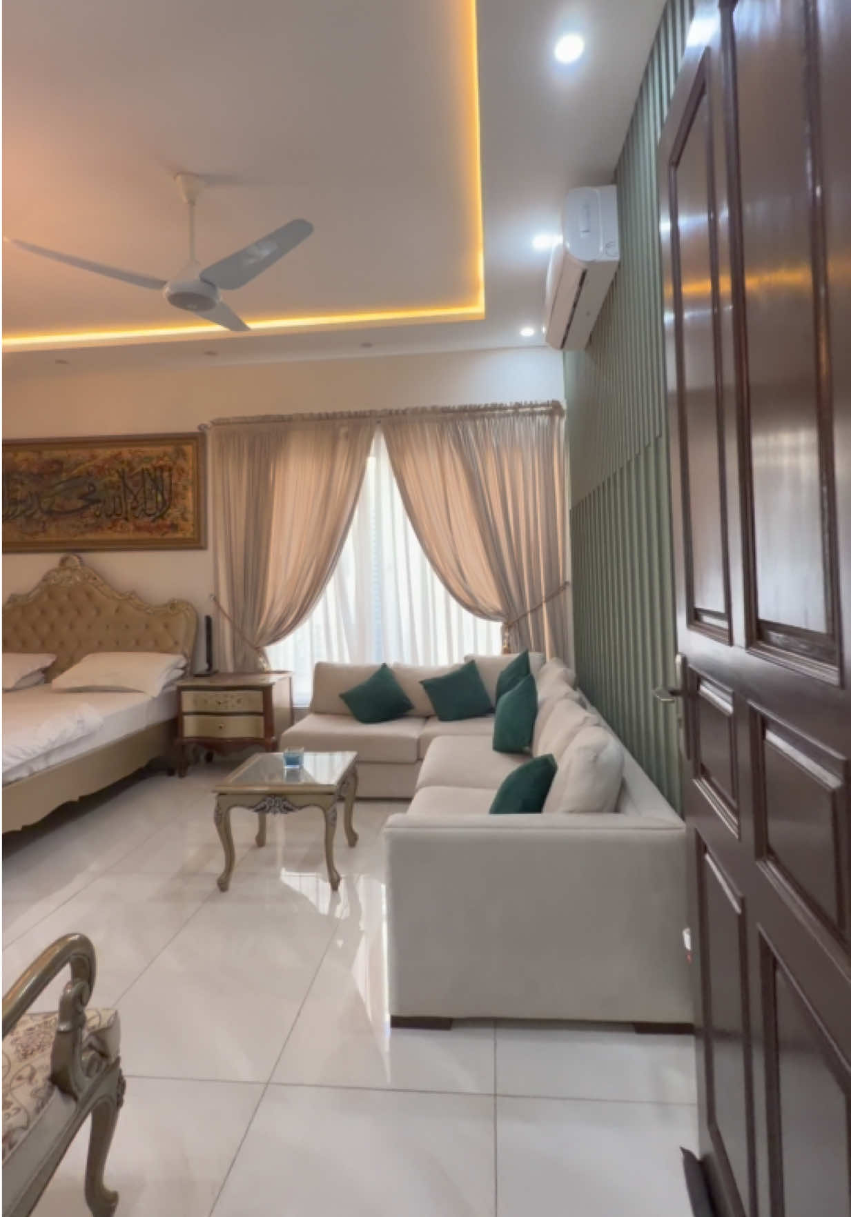 @TheHouseOfPropertyOfficial