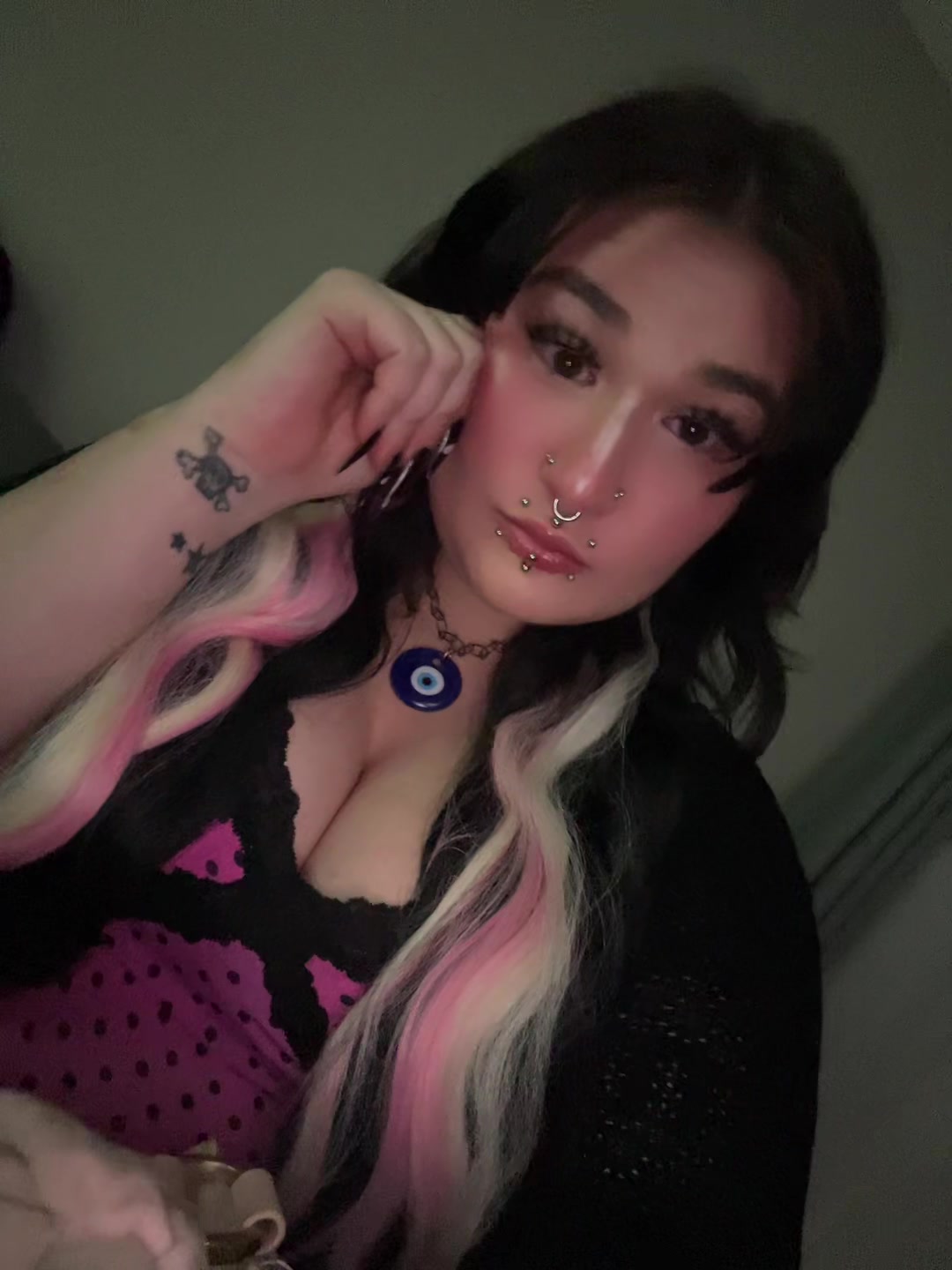 @adriana_burninggg