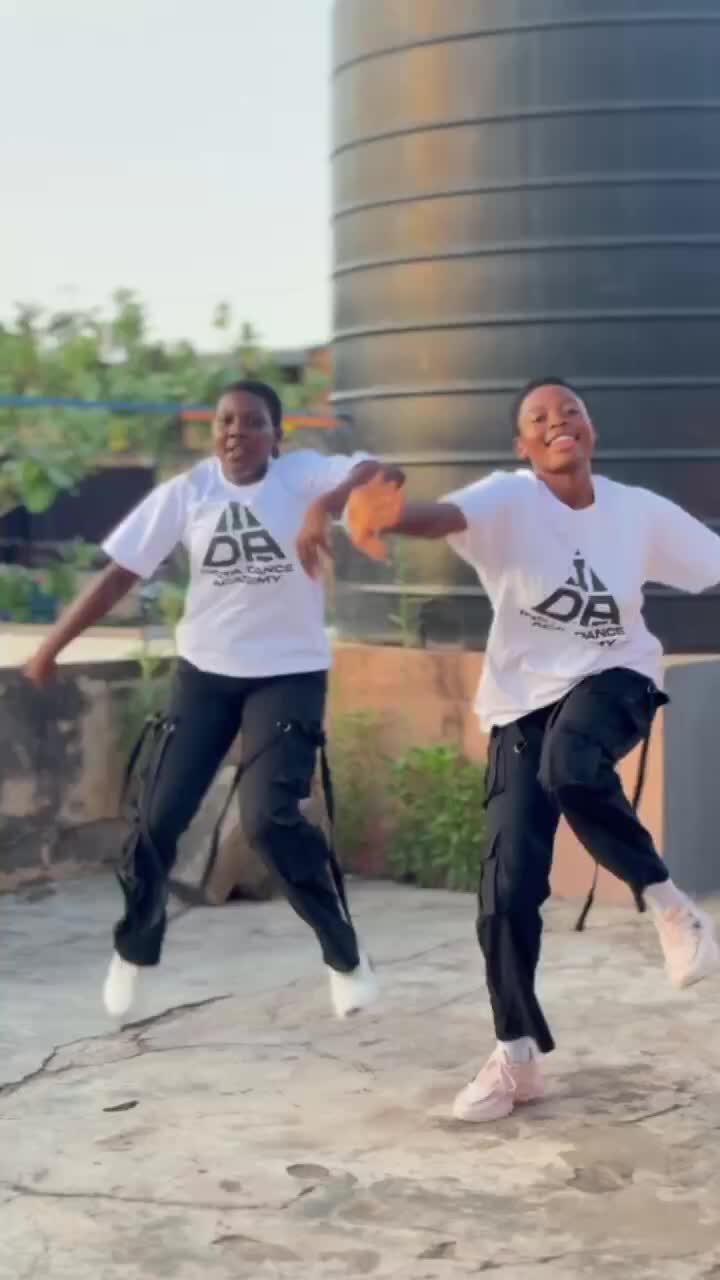@Insta_danceacademy