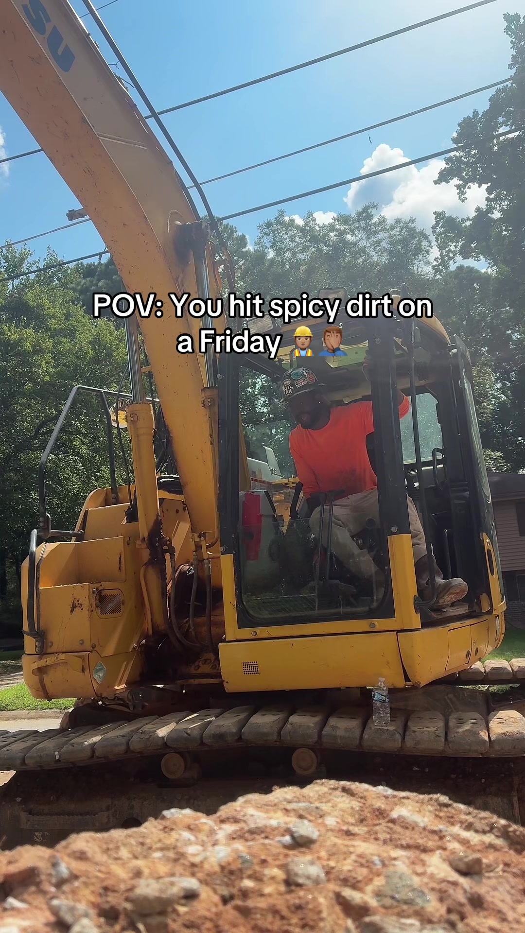 @E M O N