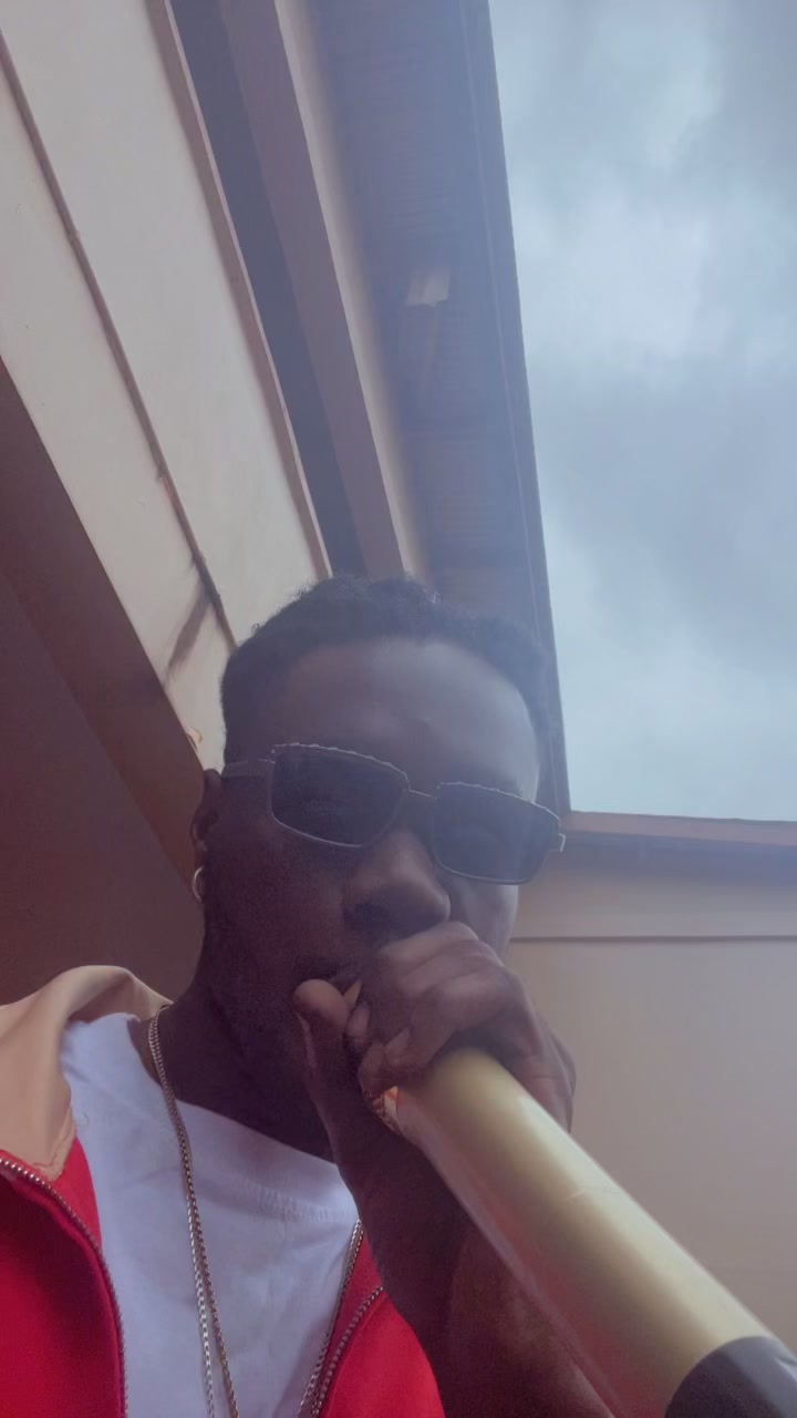 @BAAMUJI CEO 🤴🎭❤️