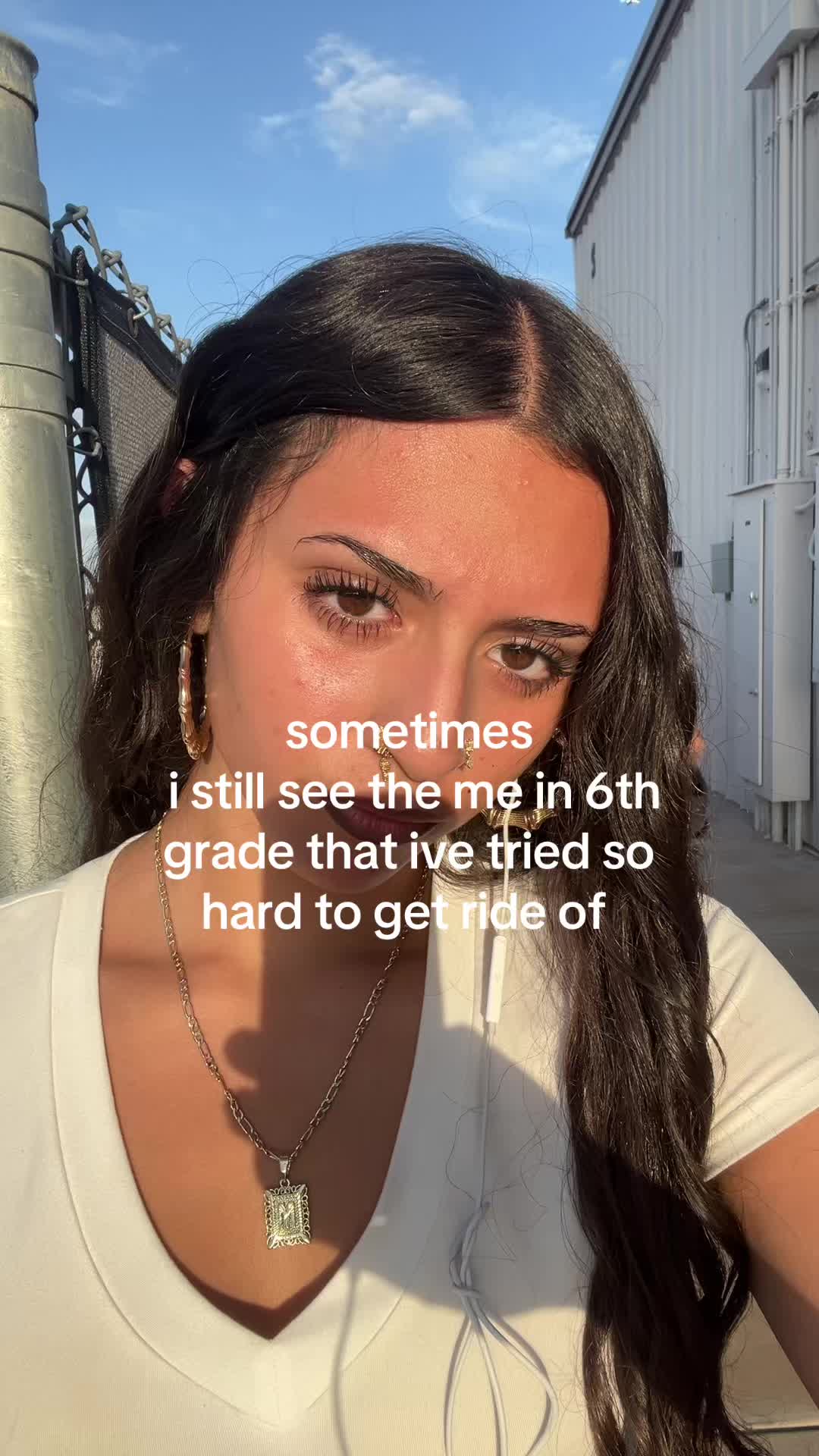 @️