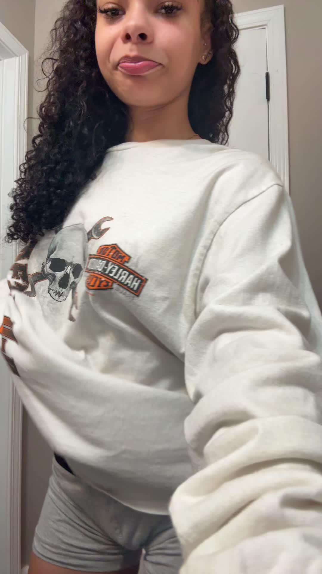 @alaisaam