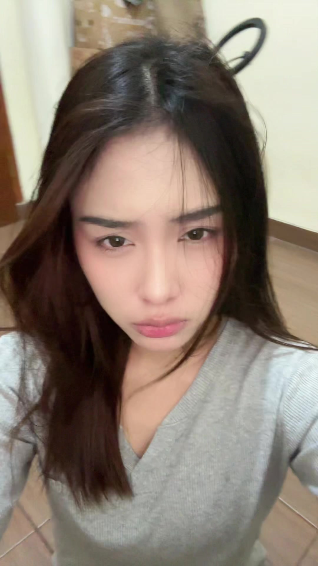 @Hi, ini vani