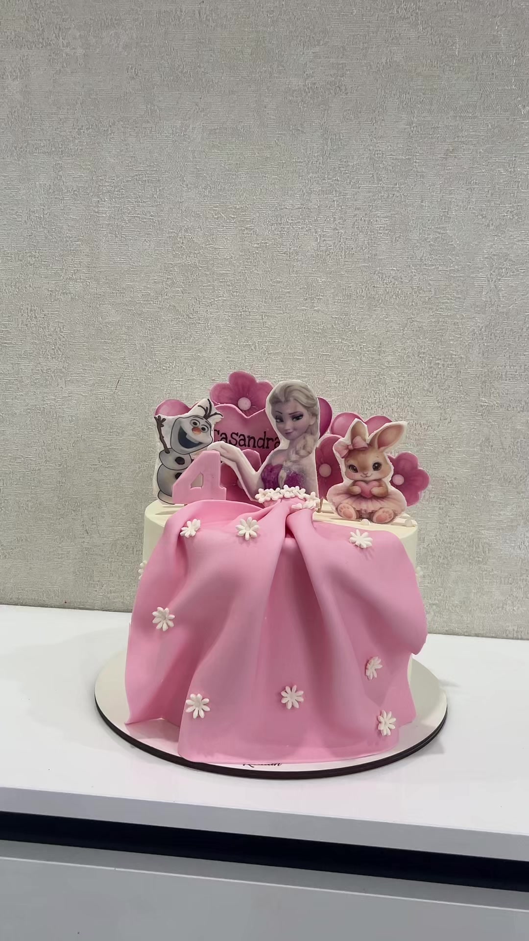 @Desserts by Cristina Roman