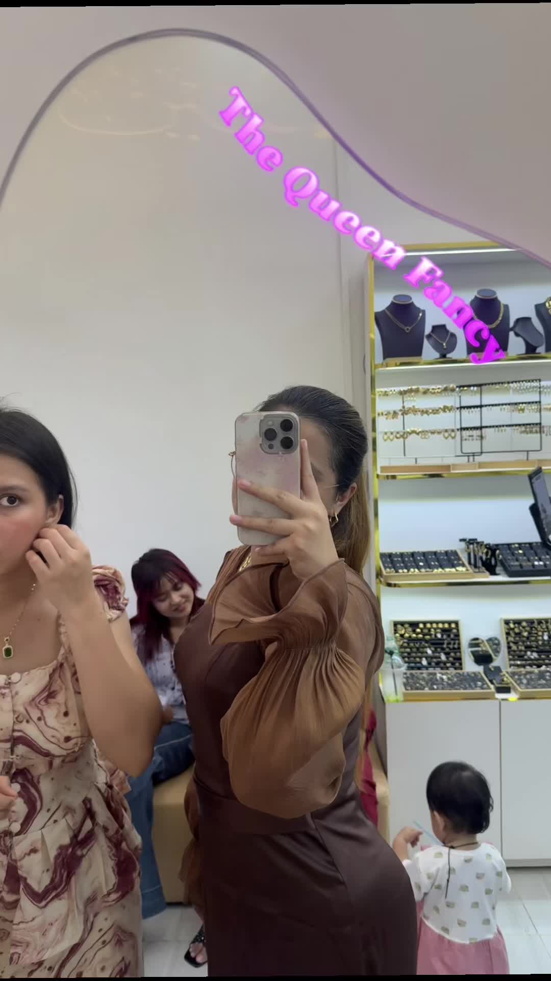 @Thiri