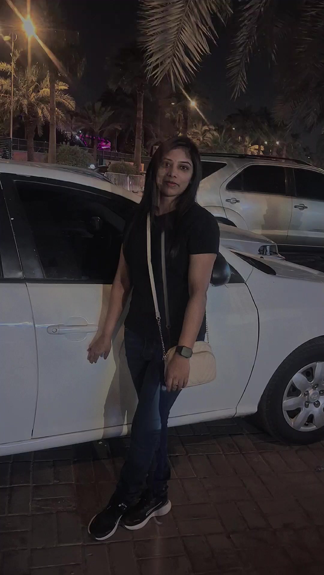 @Mano Chitra