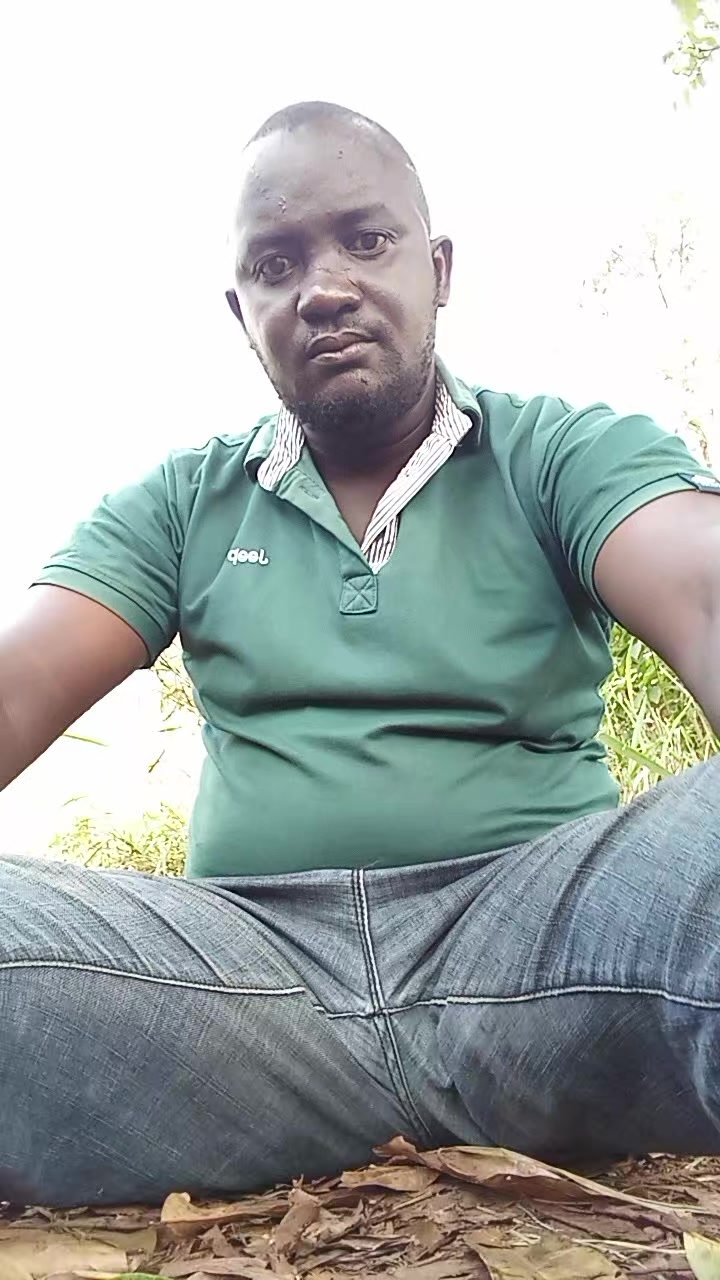 @Mugalura Paul
