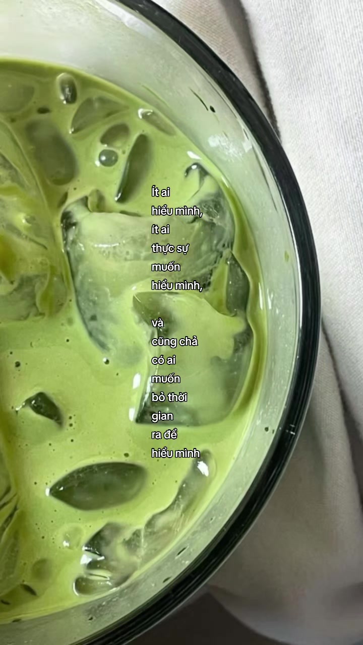 @Một m&igrave;nh hiện tại?
