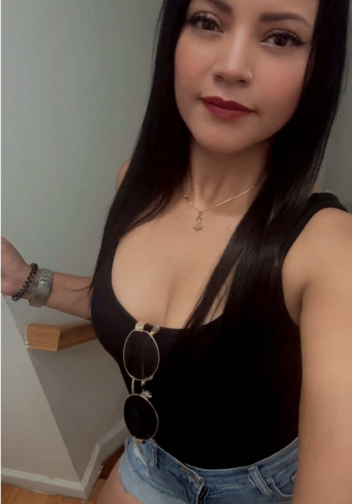 @๐ฒ๐๐ ๐ณ๐๐๐
๐ñ๐ โกโฆโ