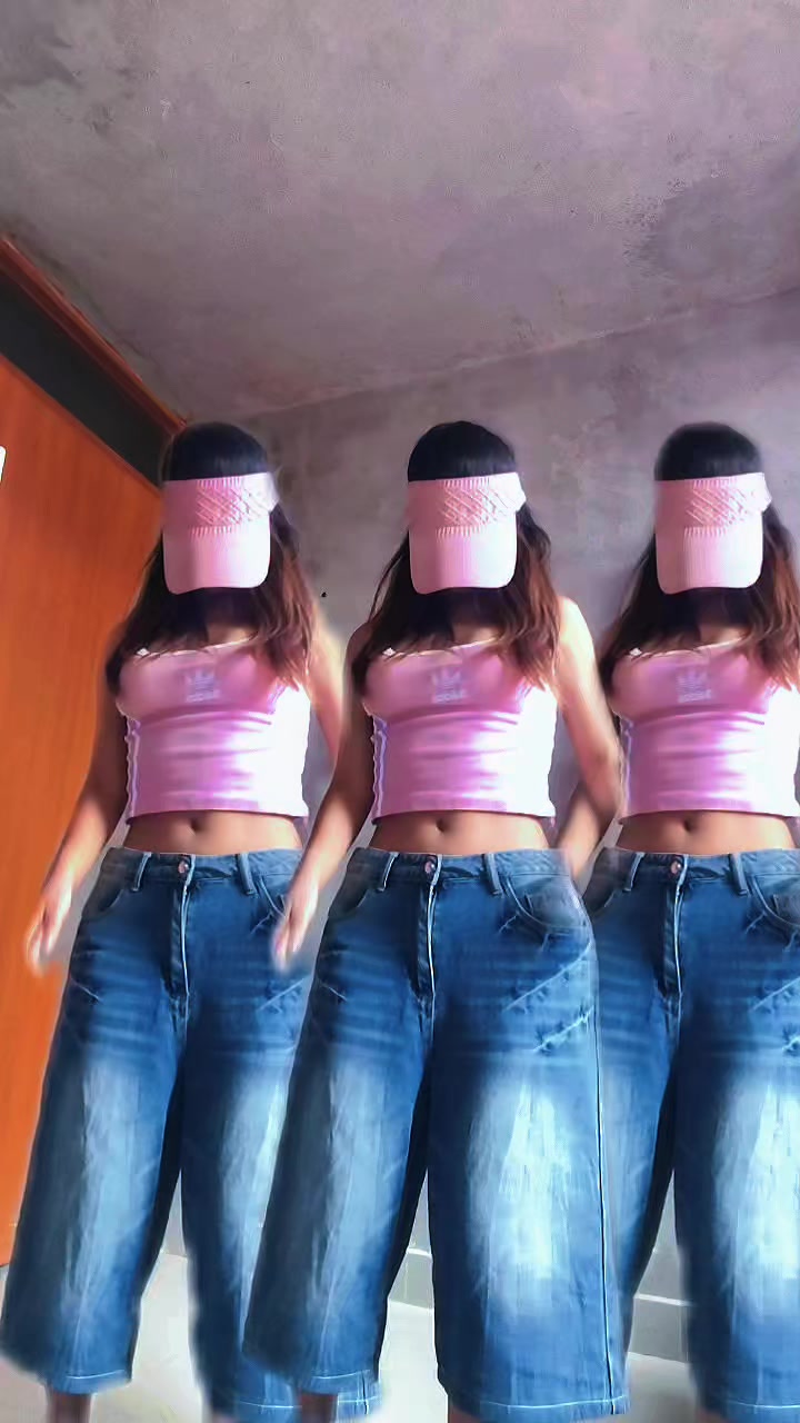 @C4mil4 😍_💗